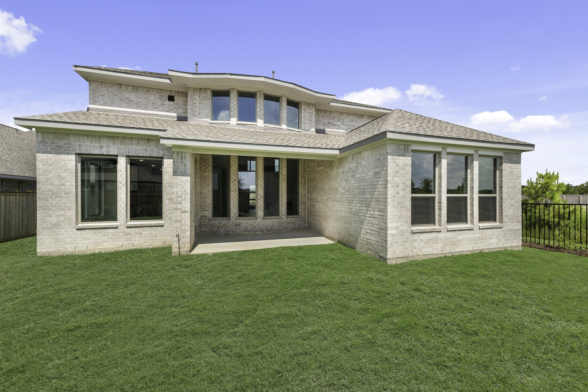 main property photo 21