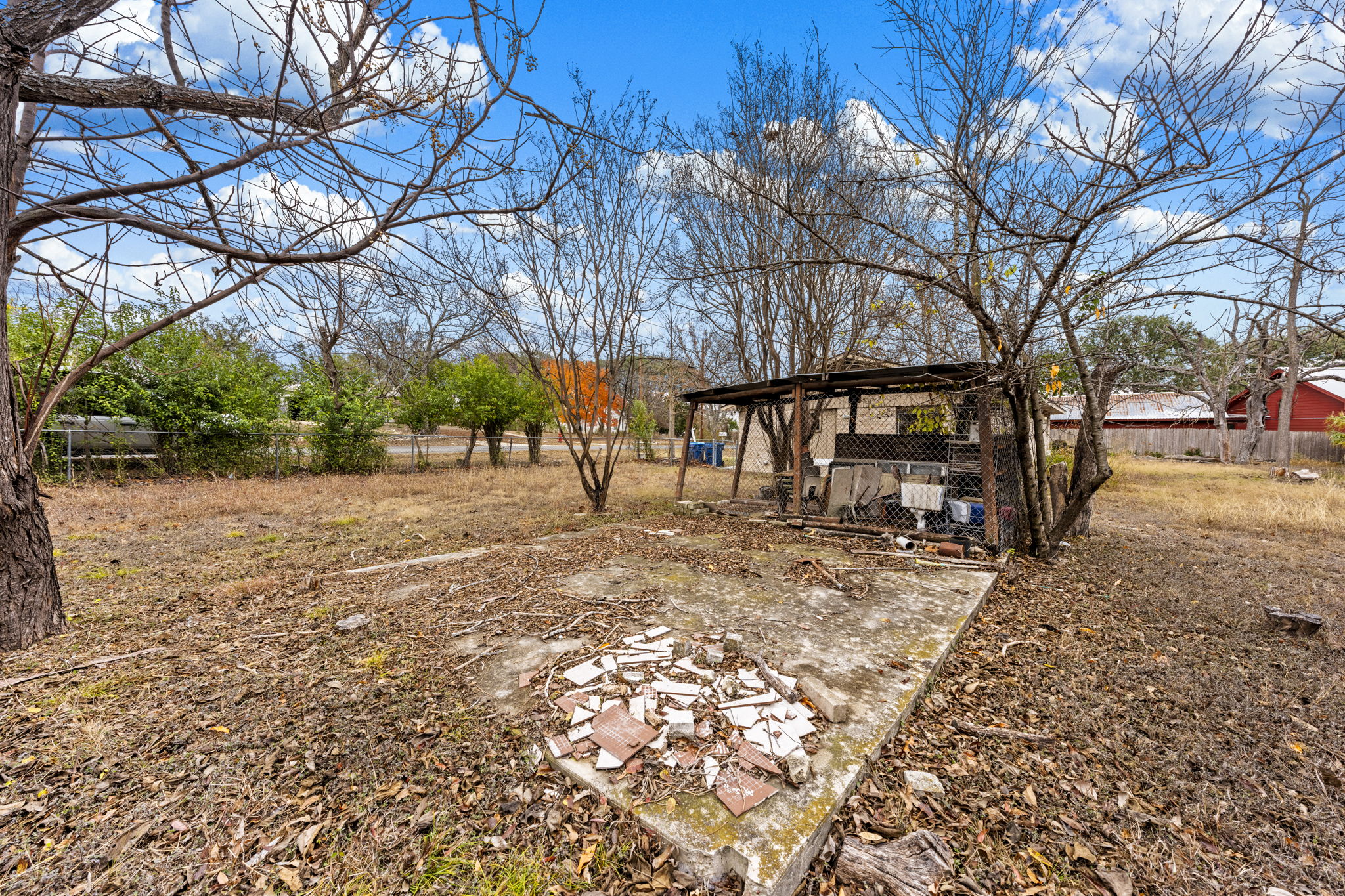 main property photo 23