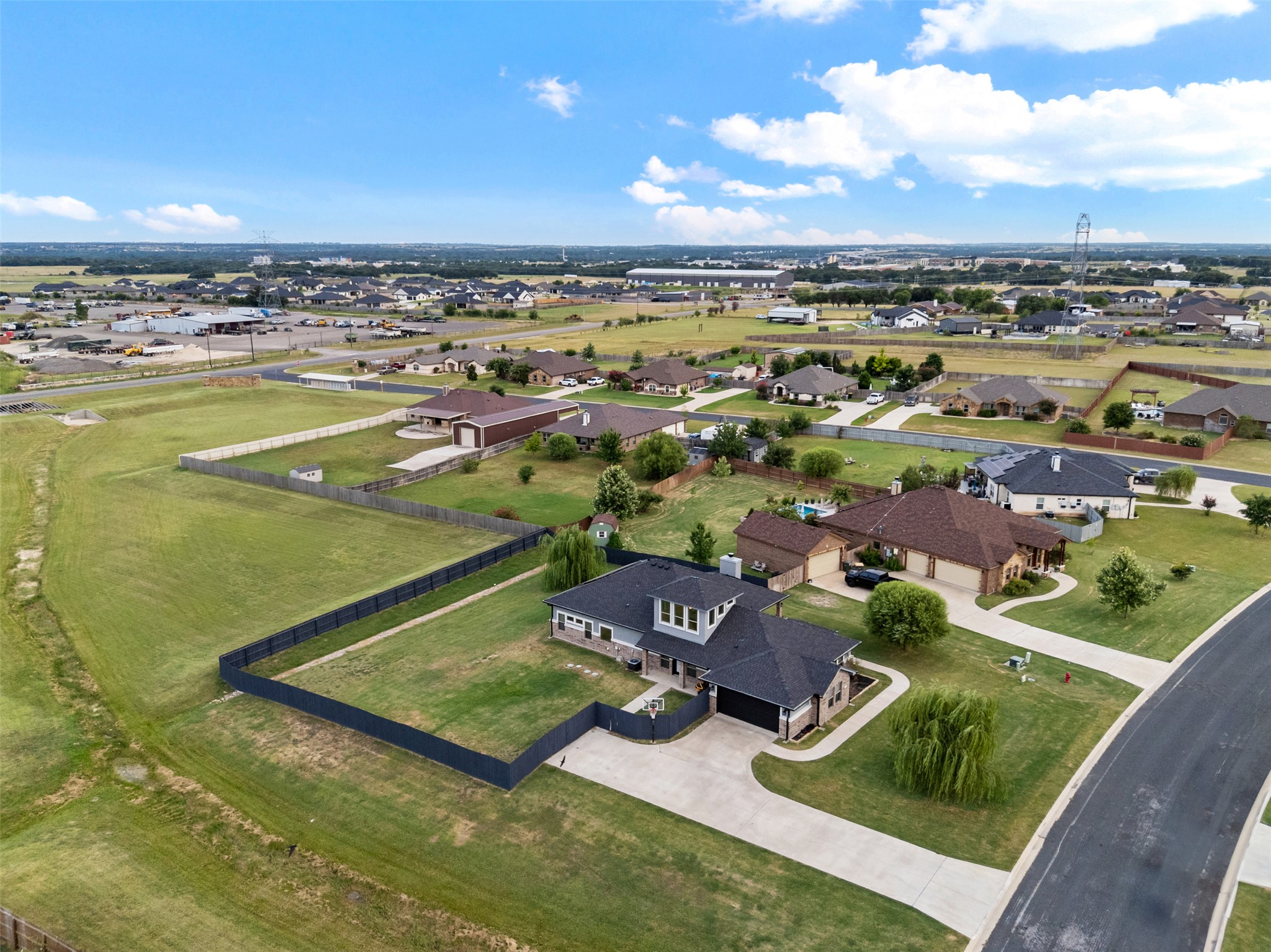 main property photo 33