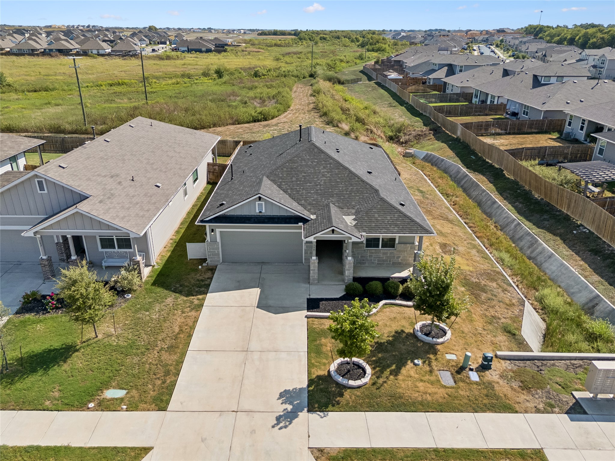 main property photo 35