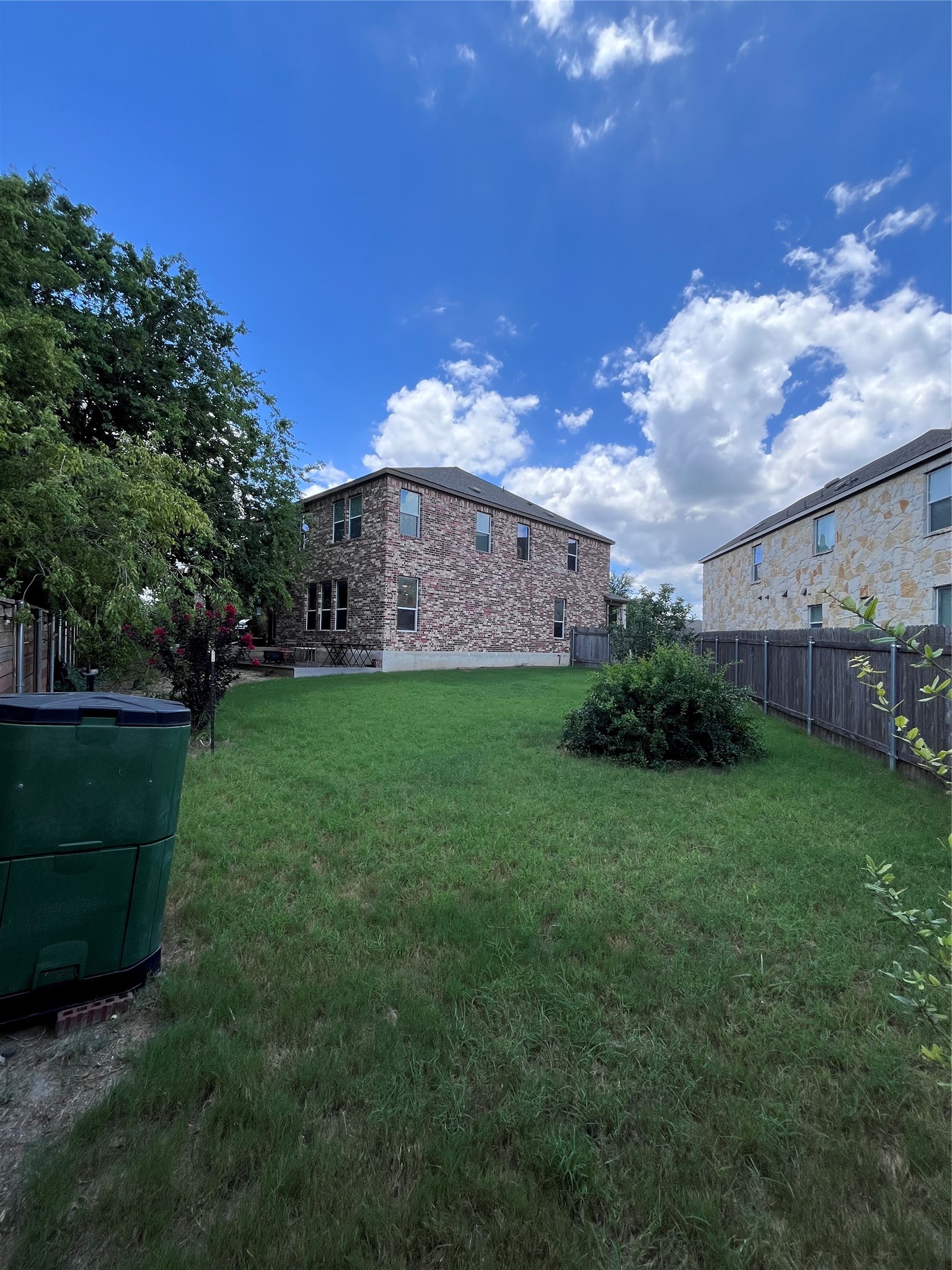 main property photo 24