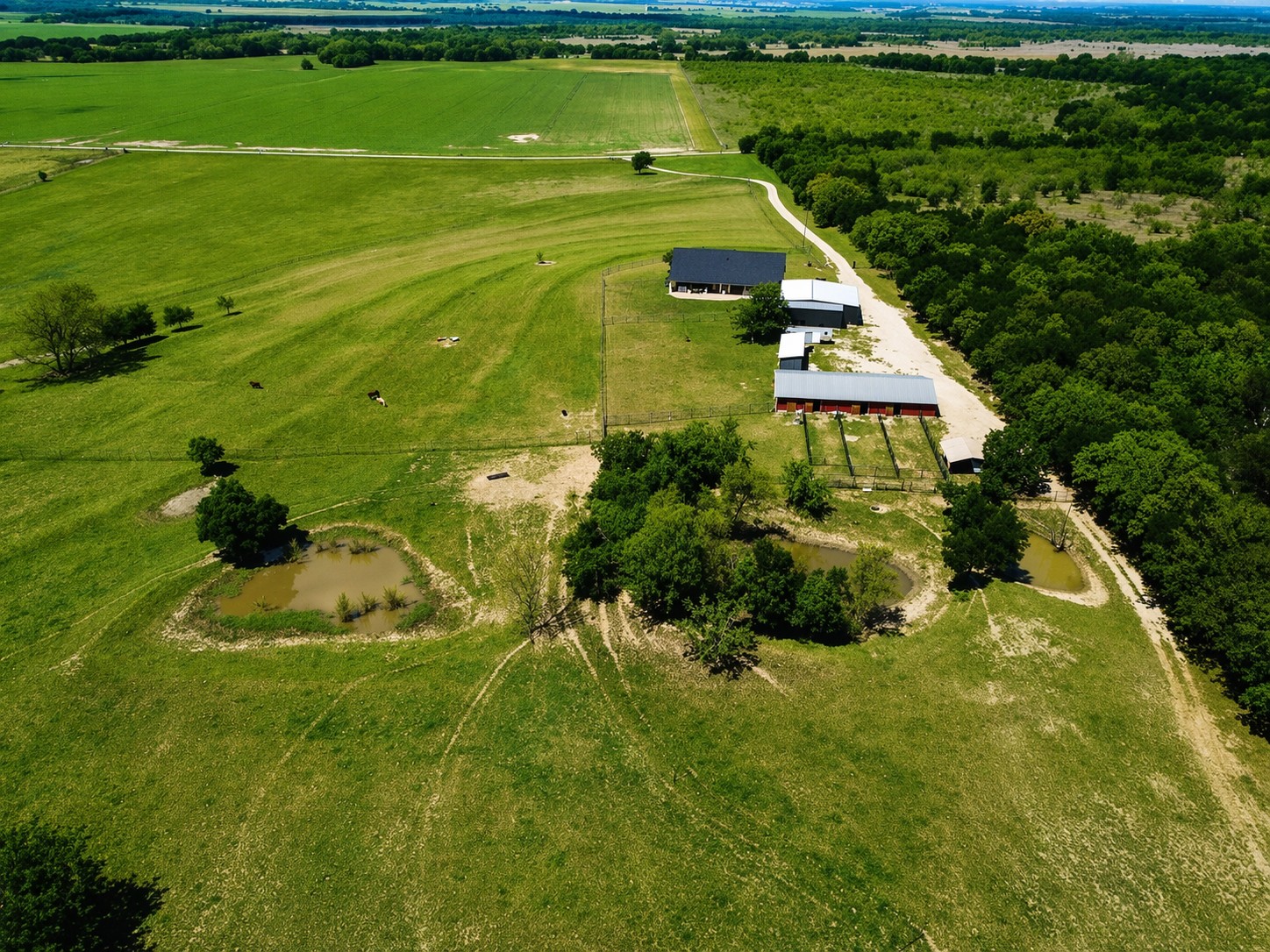 main property photo 2