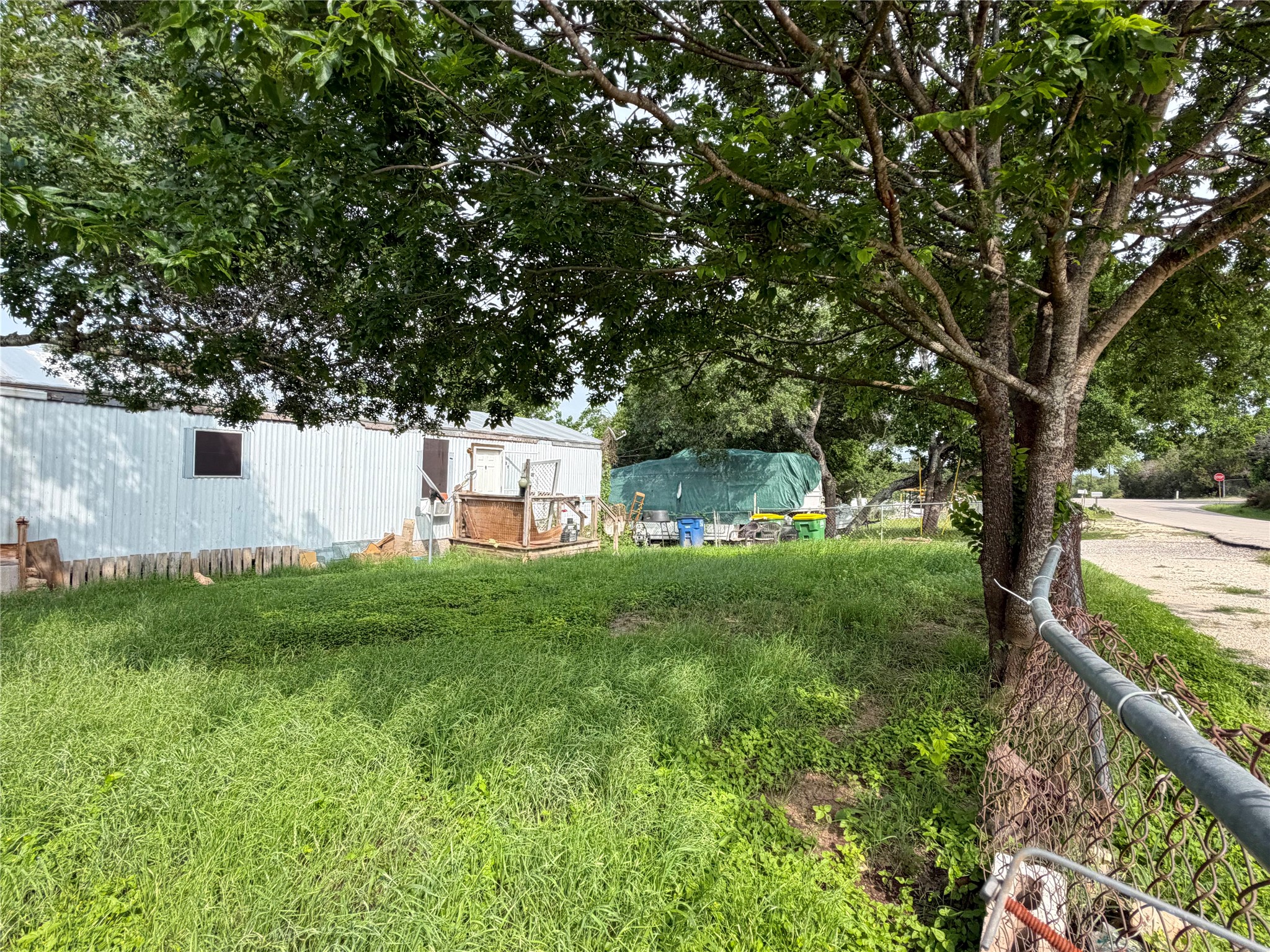 main property photo 7