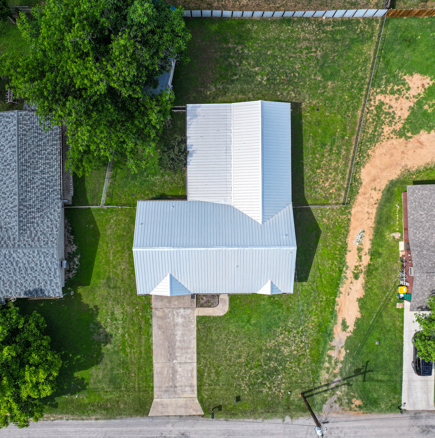 main property photo 15