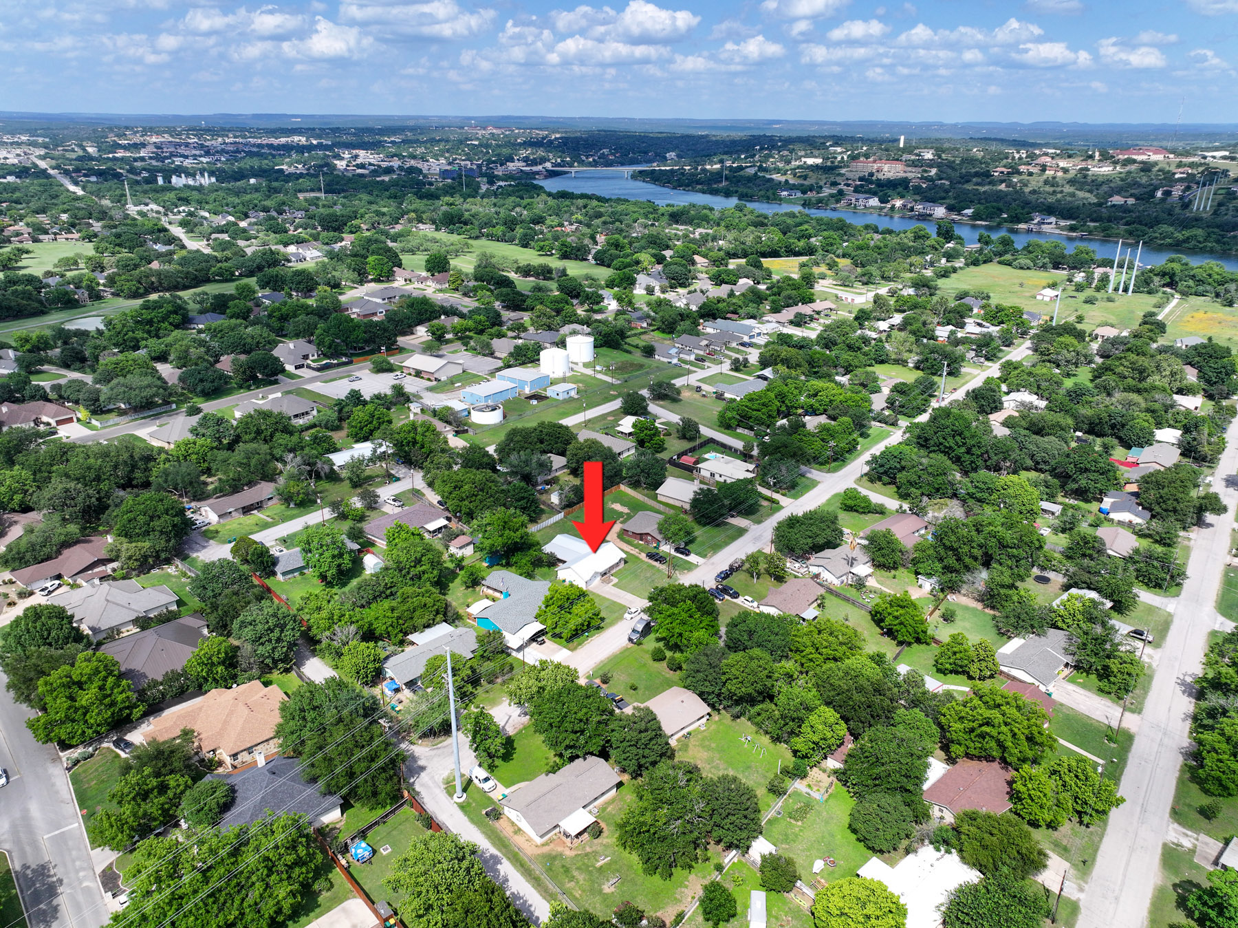 main property photo 16
