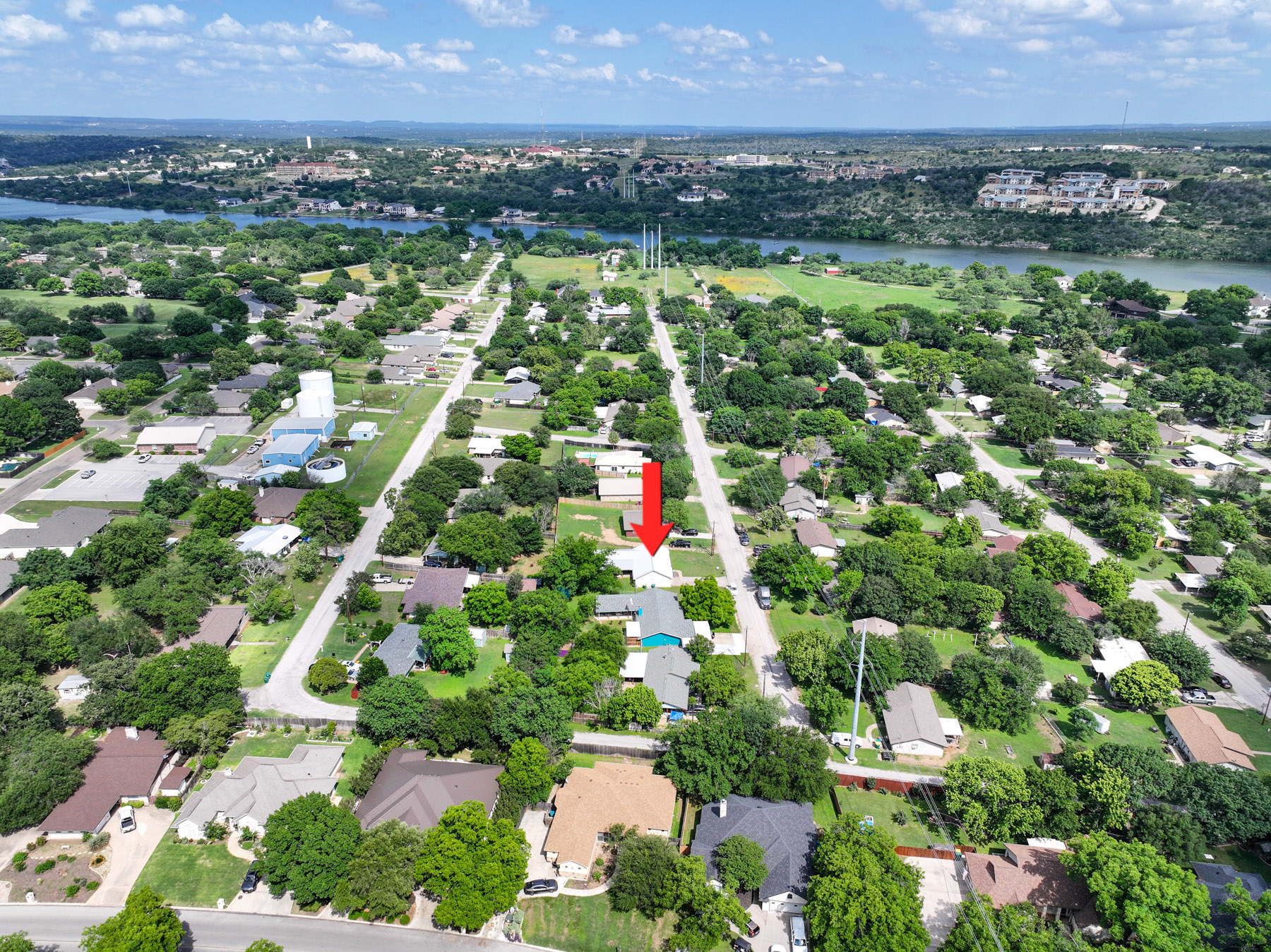 main property photo 17