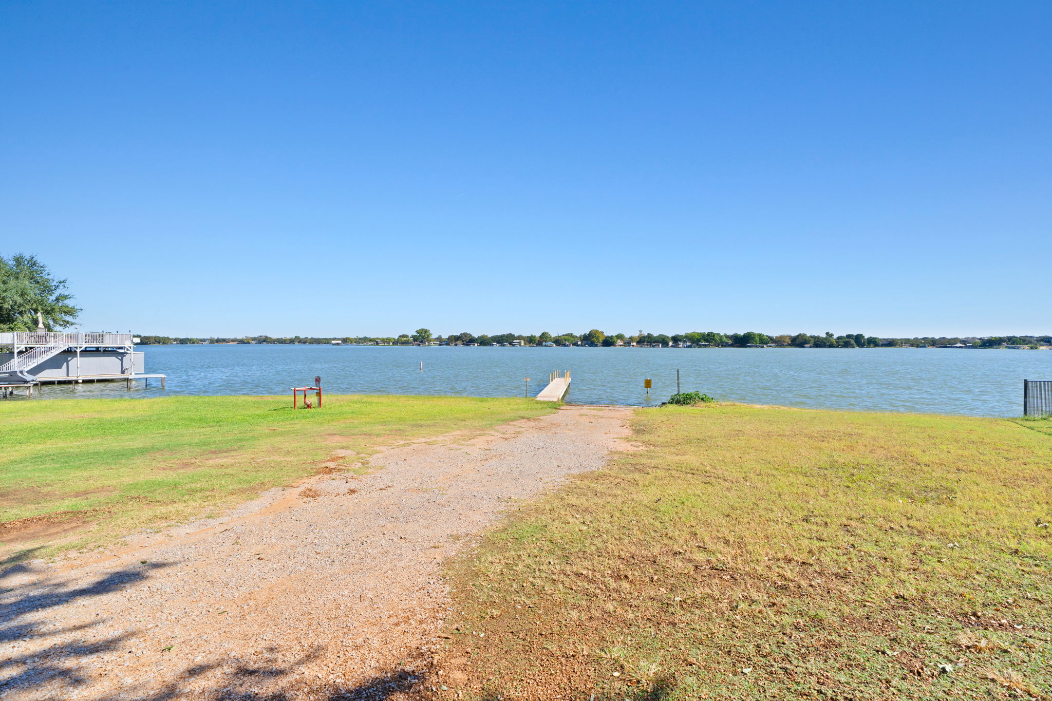 main property photo 18
