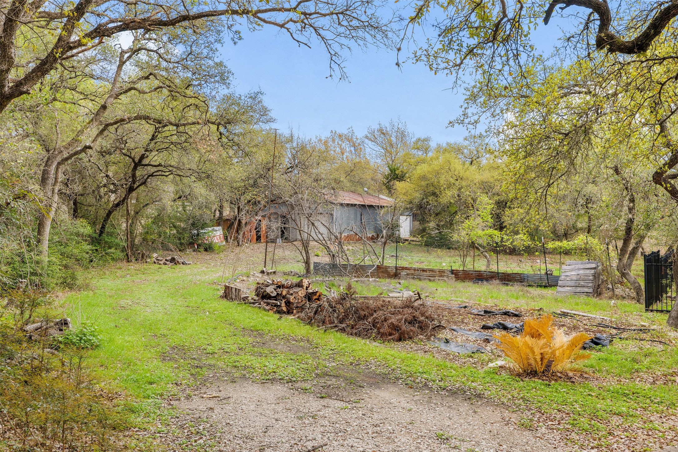 main property photo 21