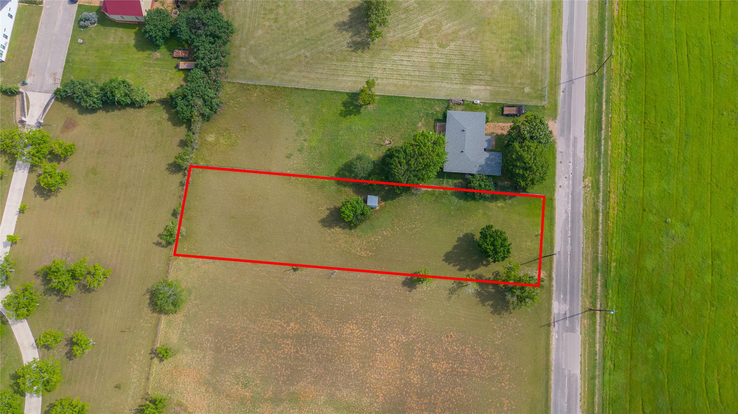 main property photo 3