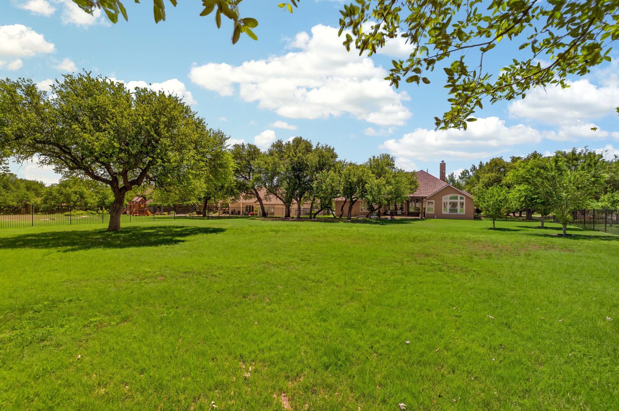 main property photo 39