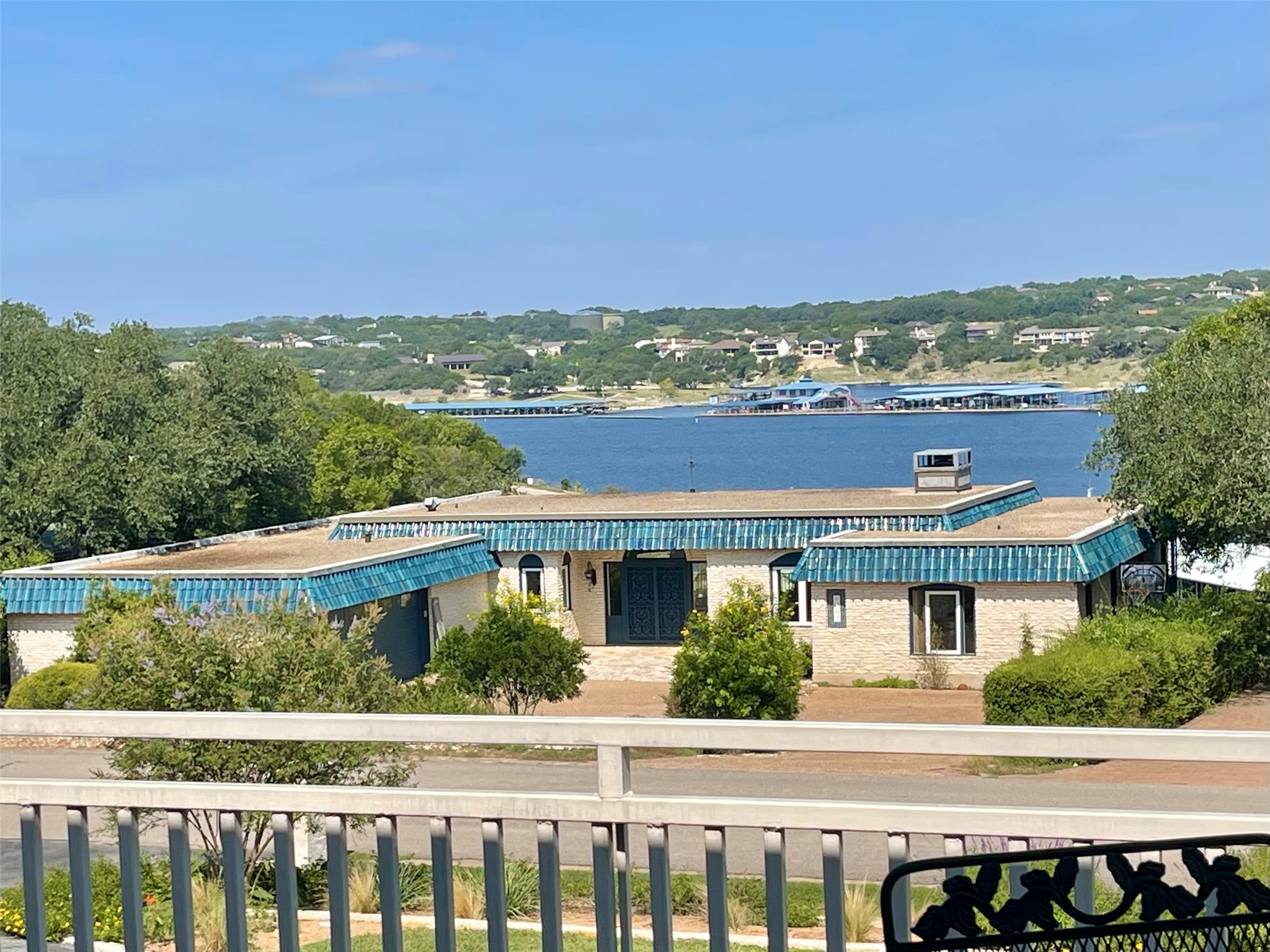 main property photo 26