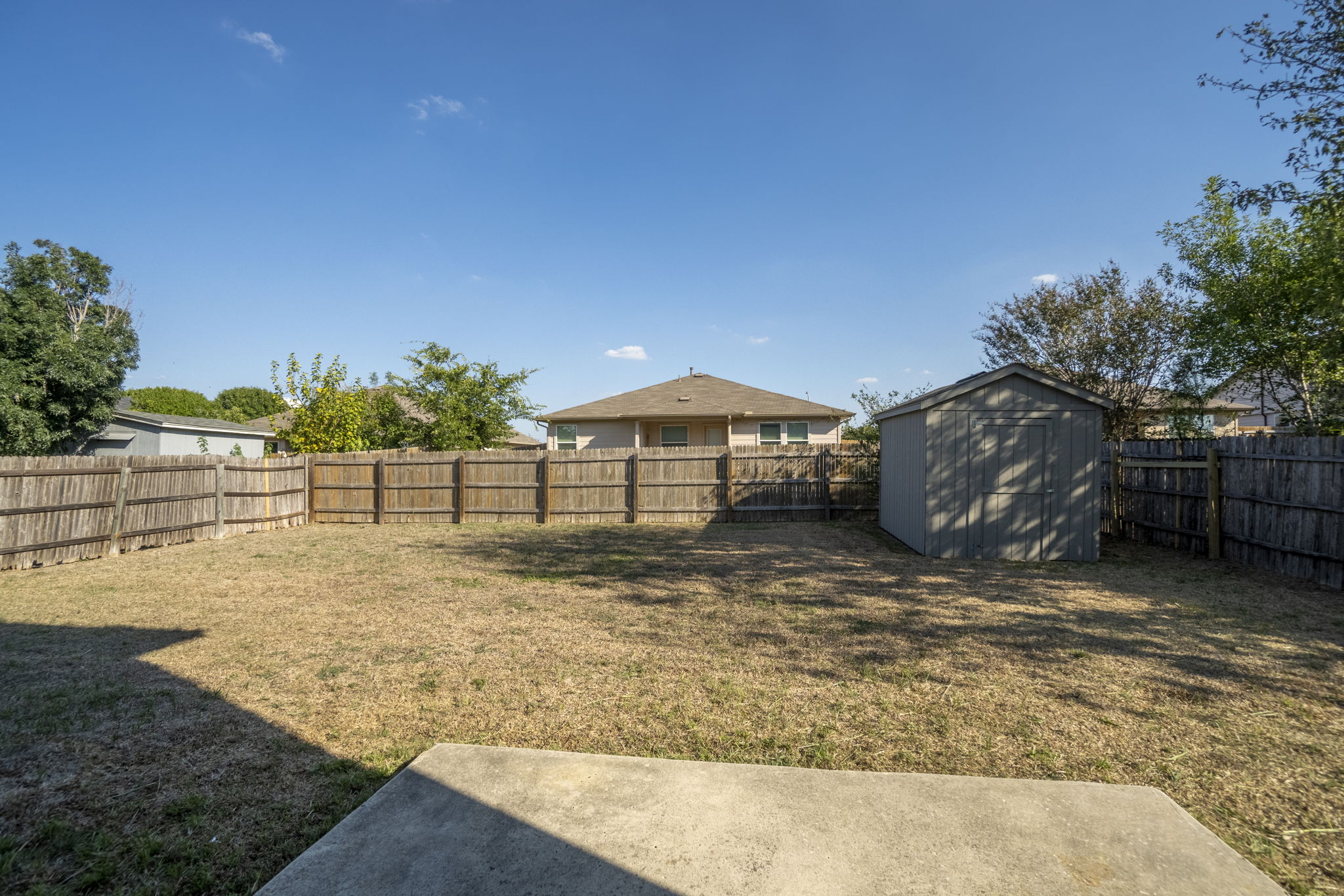 main property photo 27