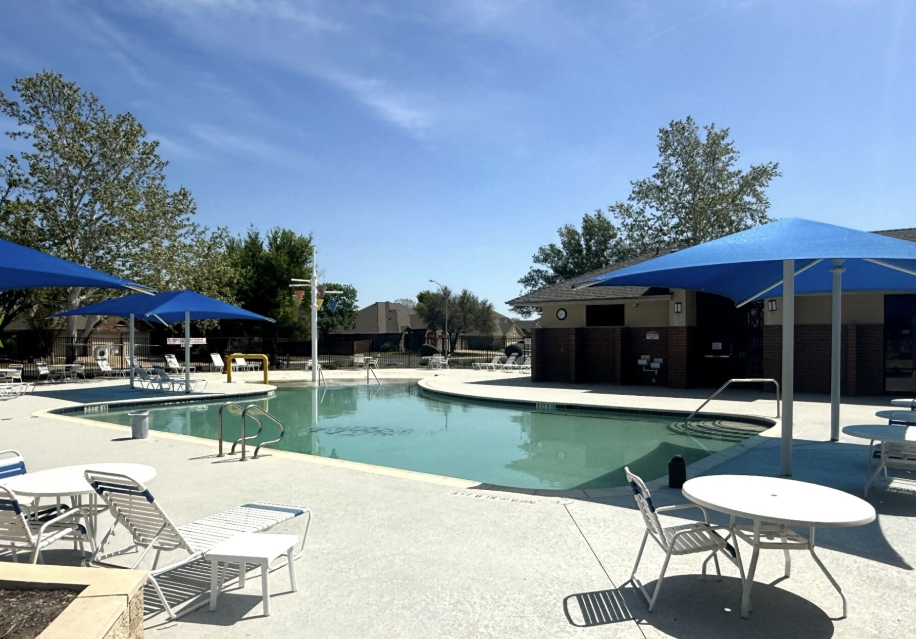 main property photo 26