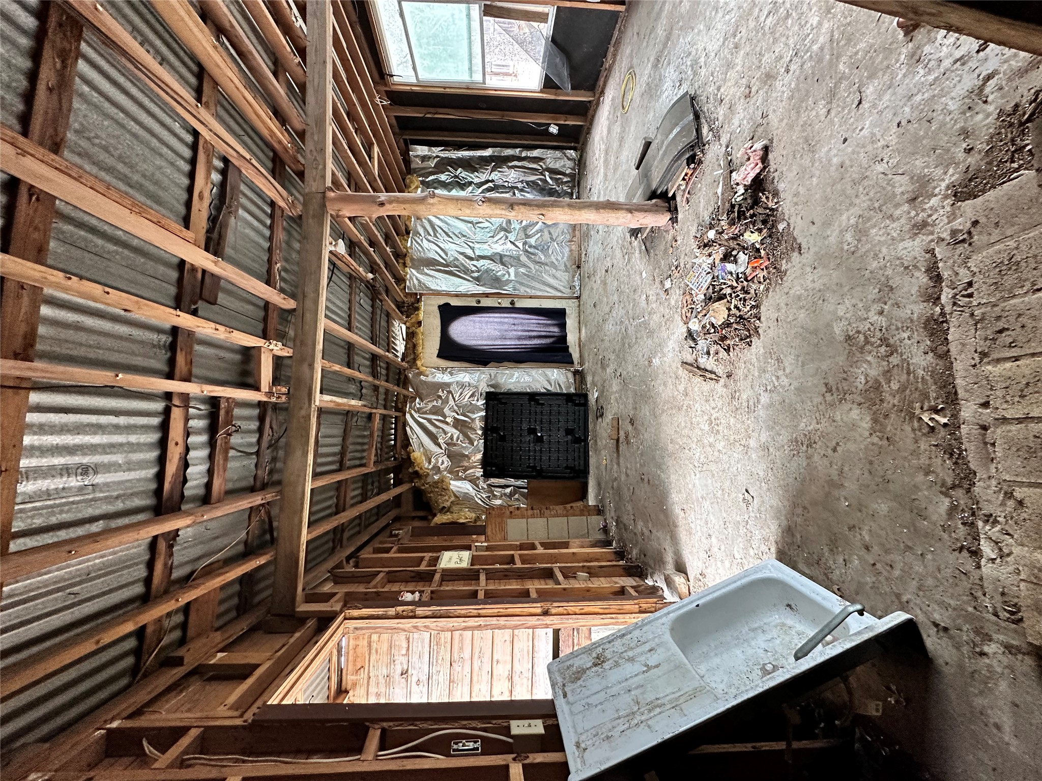 main property photo 11