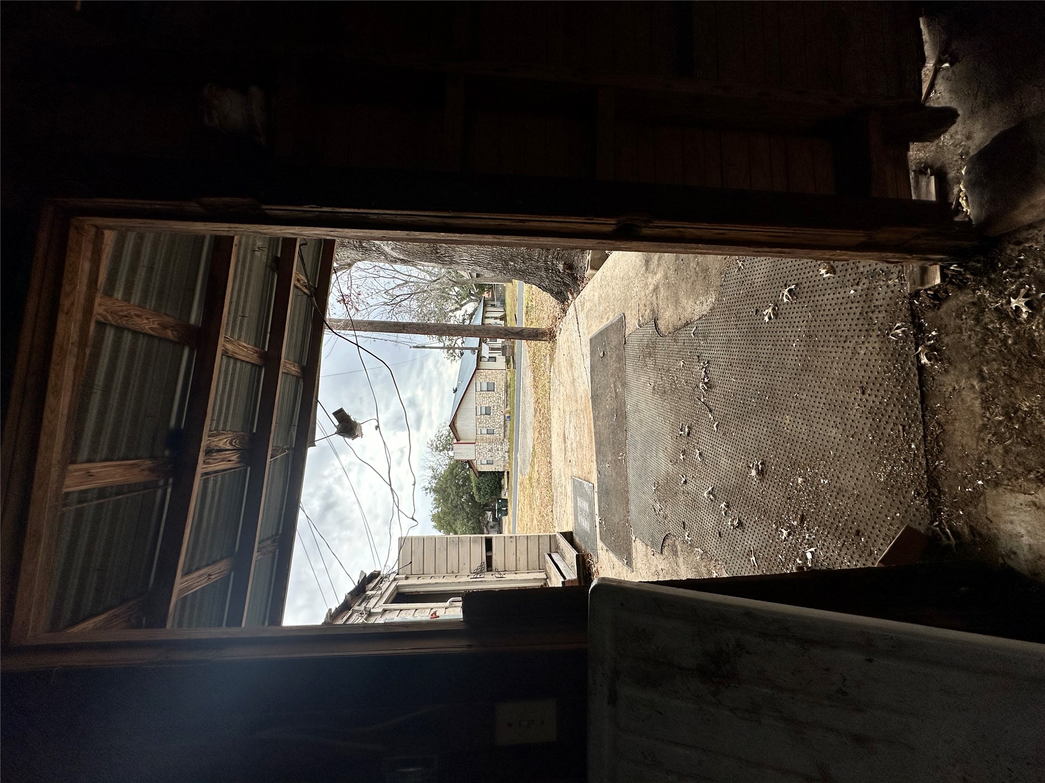 main property photo 13