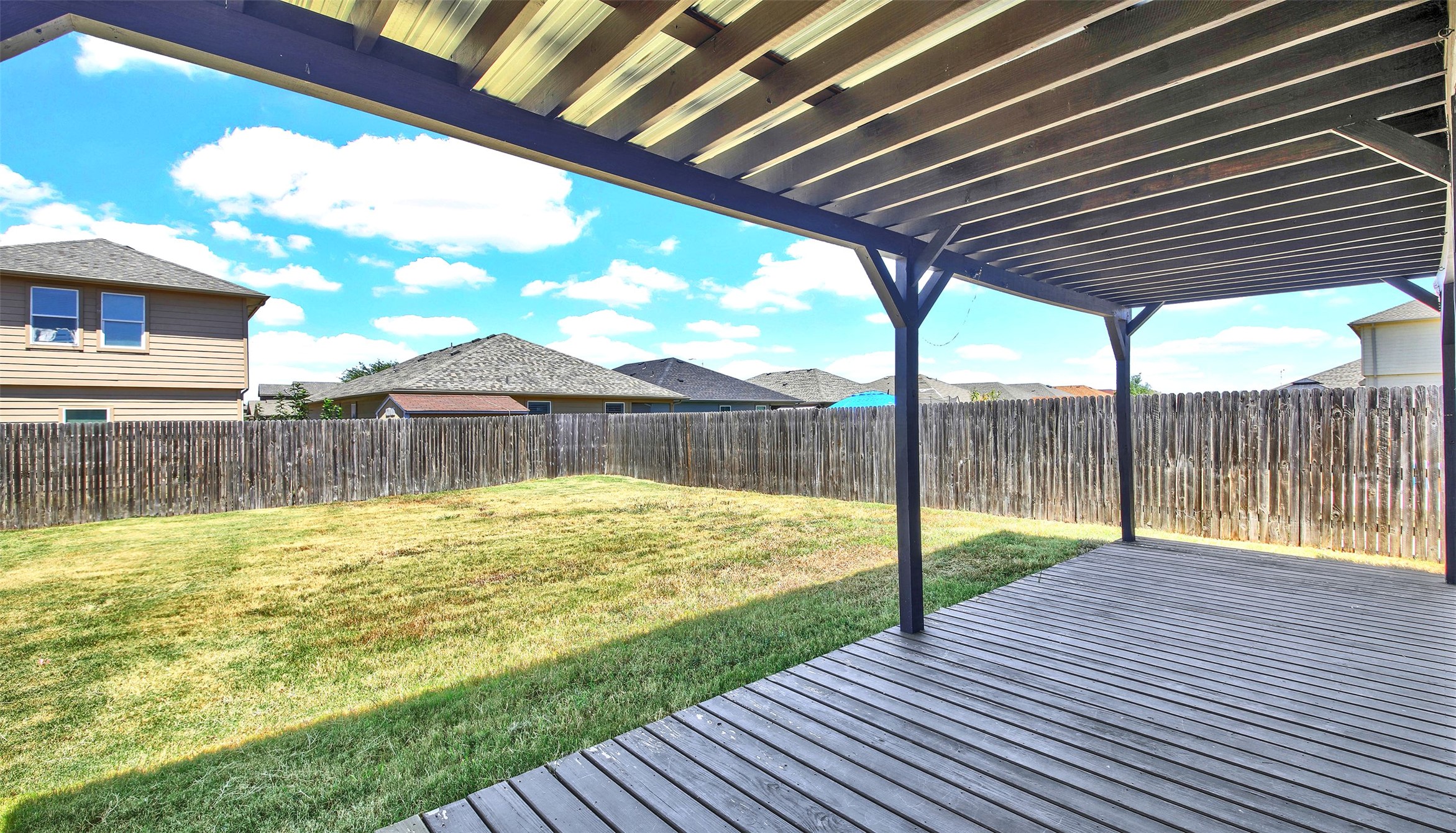 main property photo 17
