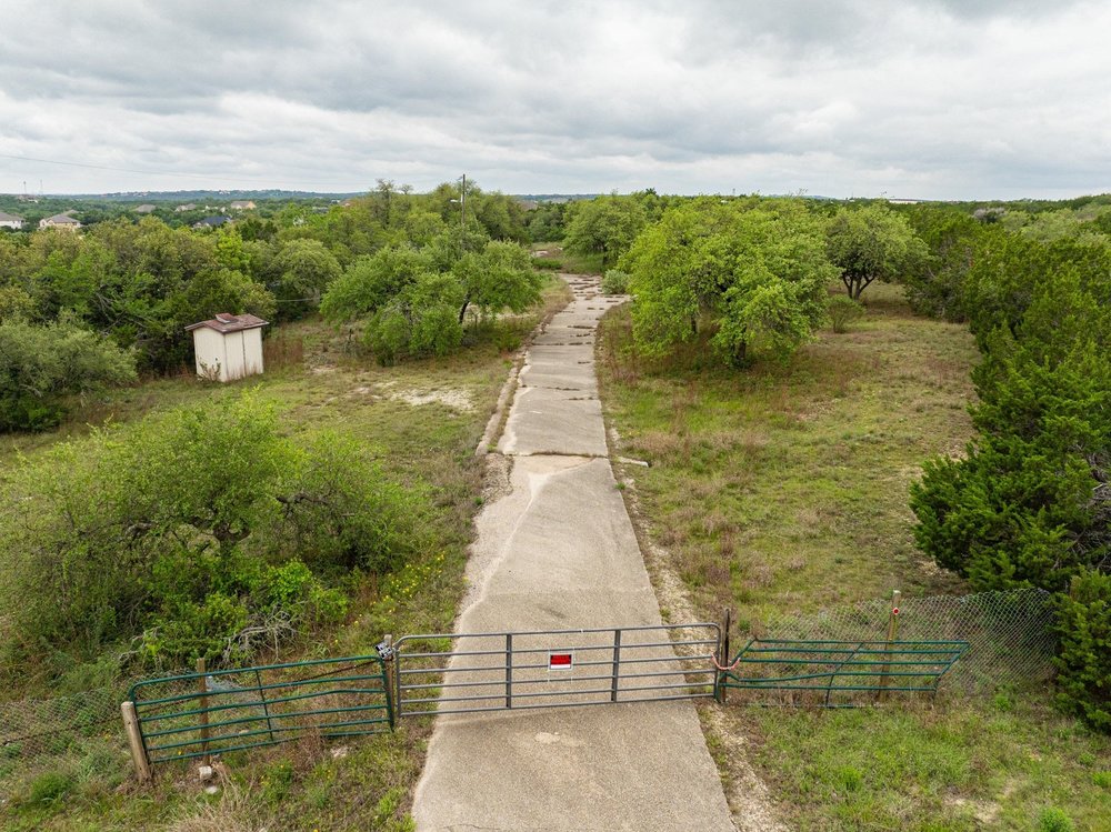 main property photo 13