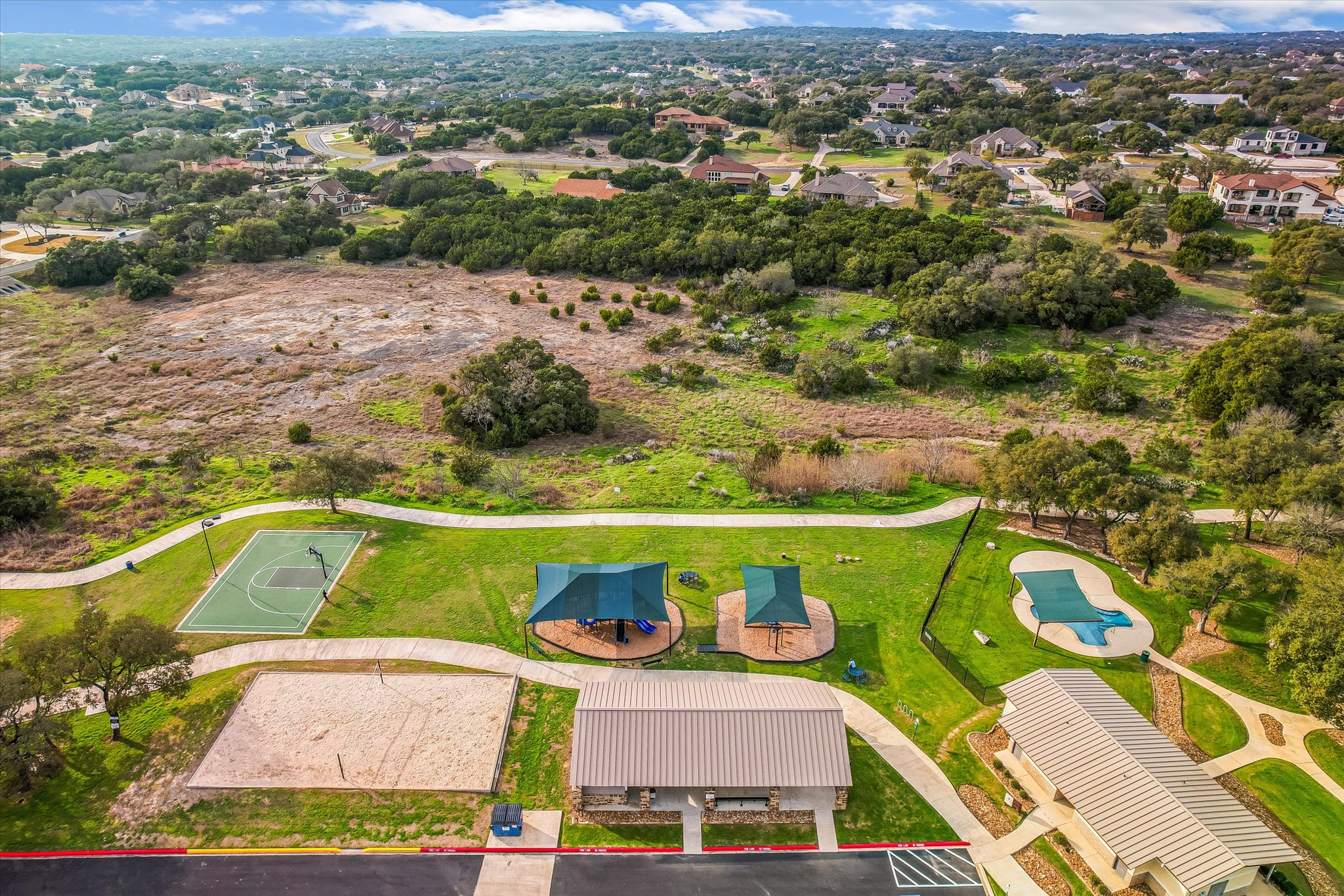 main property photo 6