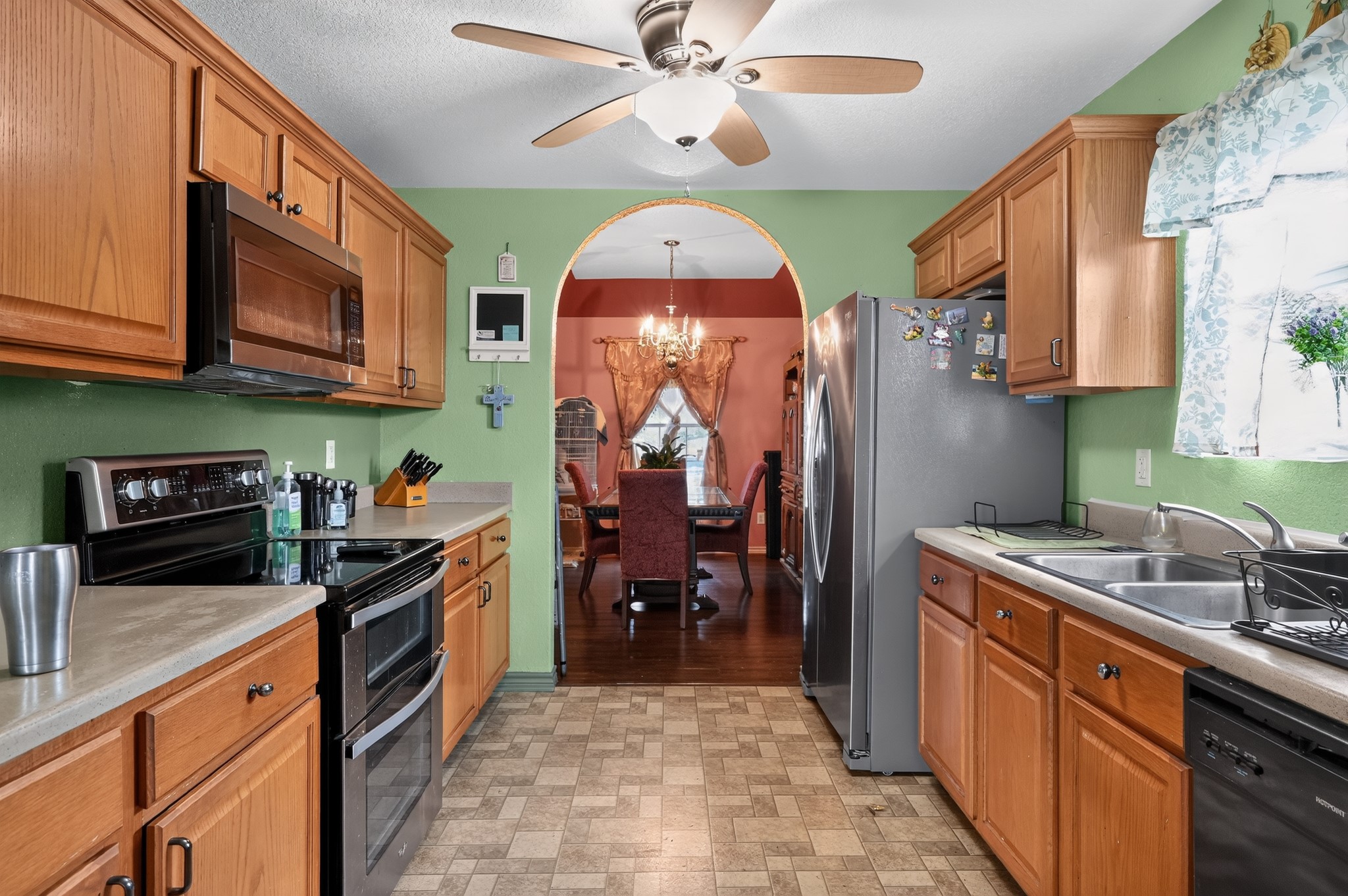 main property photo 11