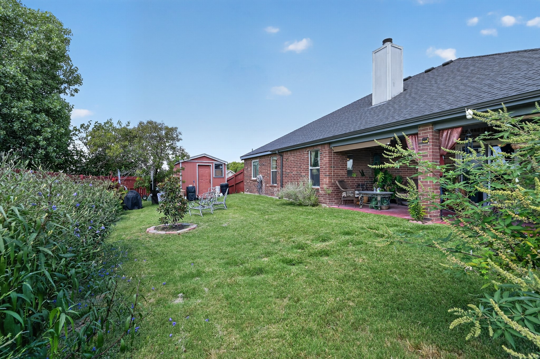 main property photo 2