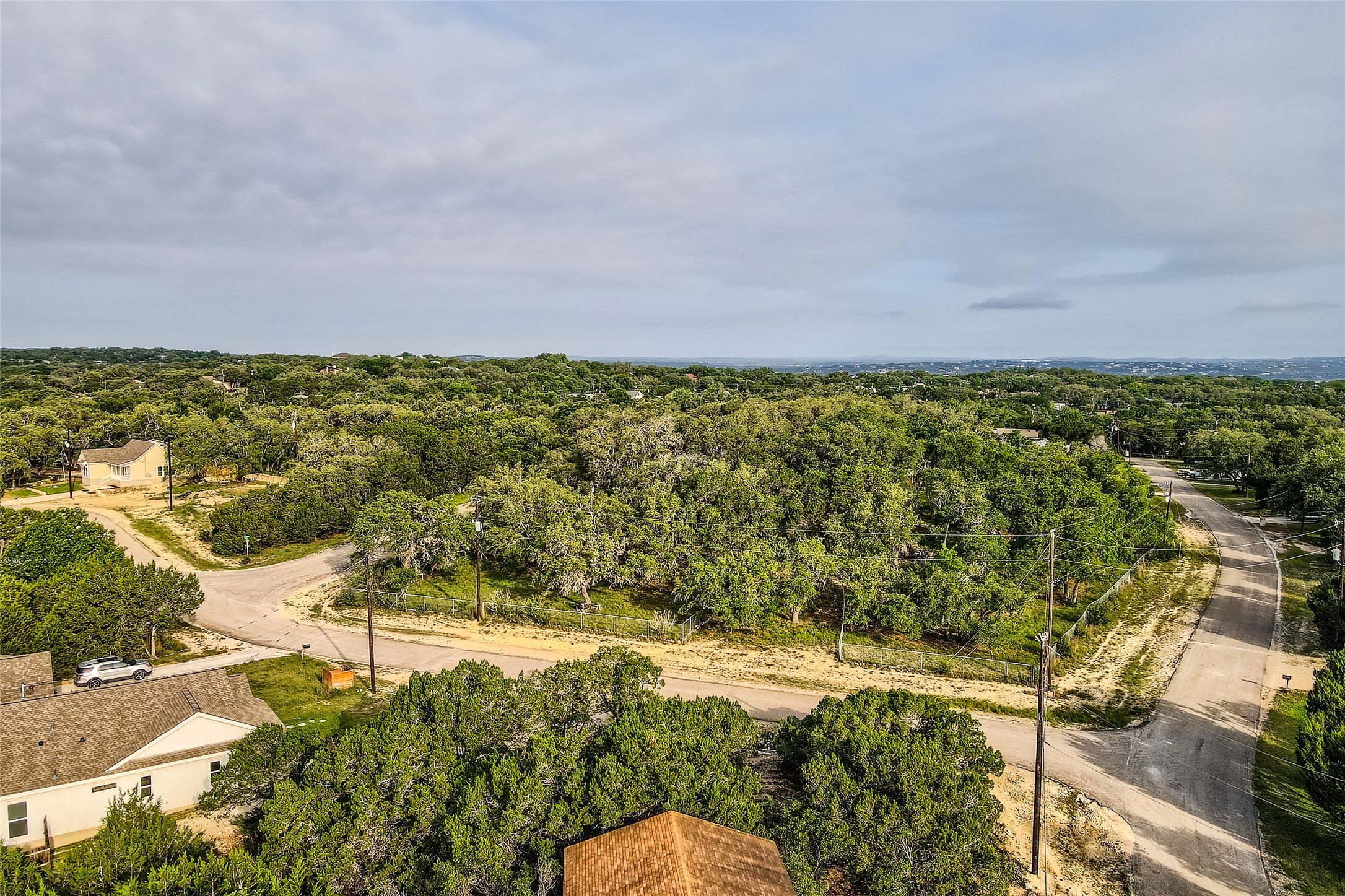 main property photo 36