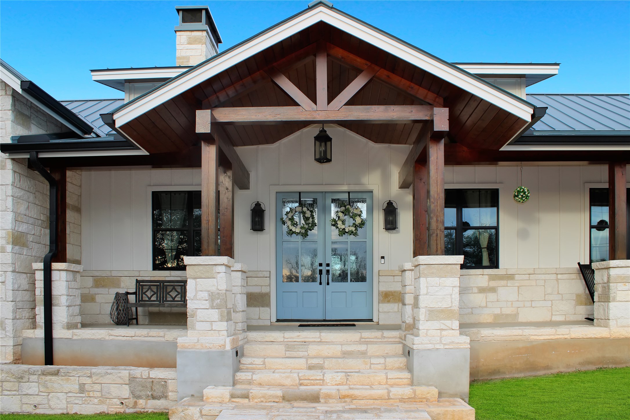 main property photo 2