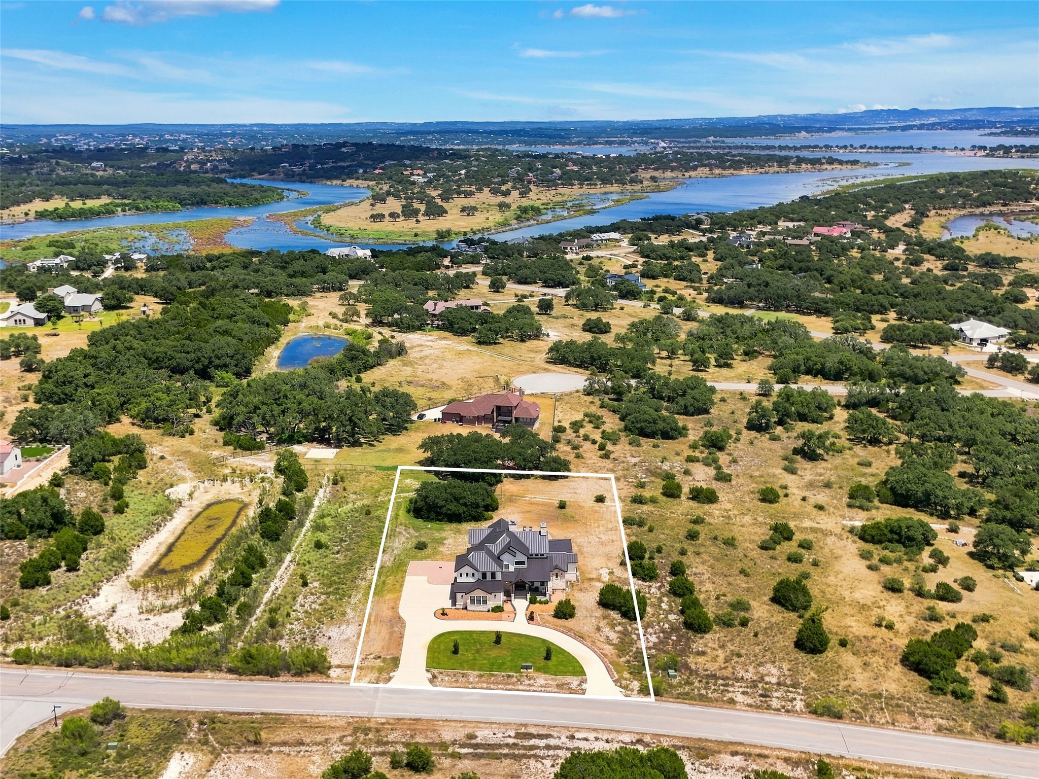 main property photo 36