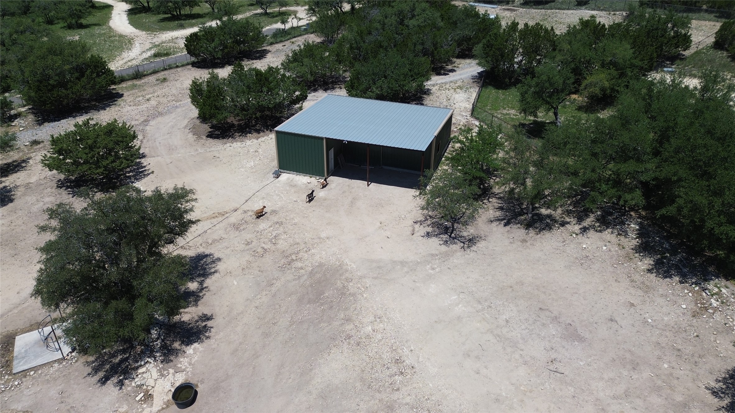 main property photo 38