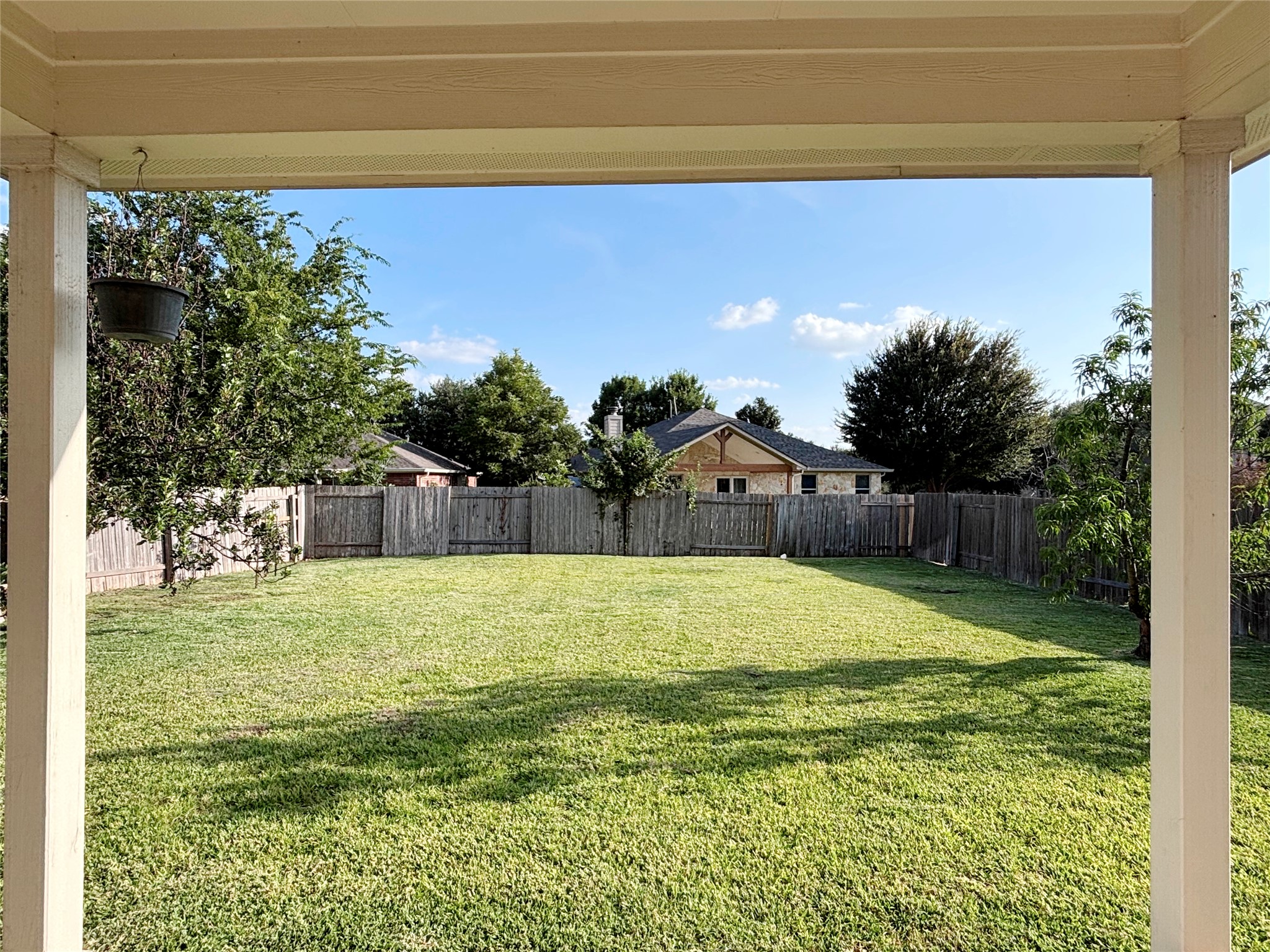 main property photo 25