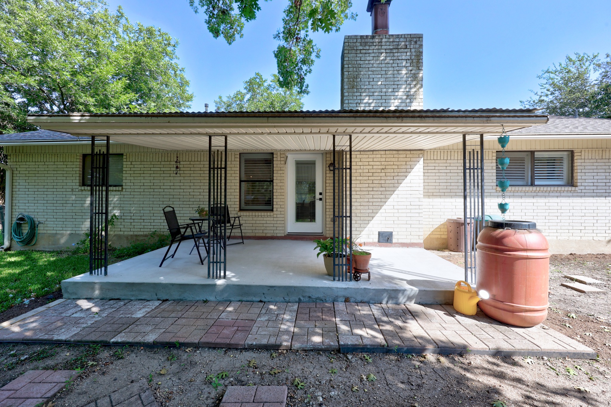 main property photo 26