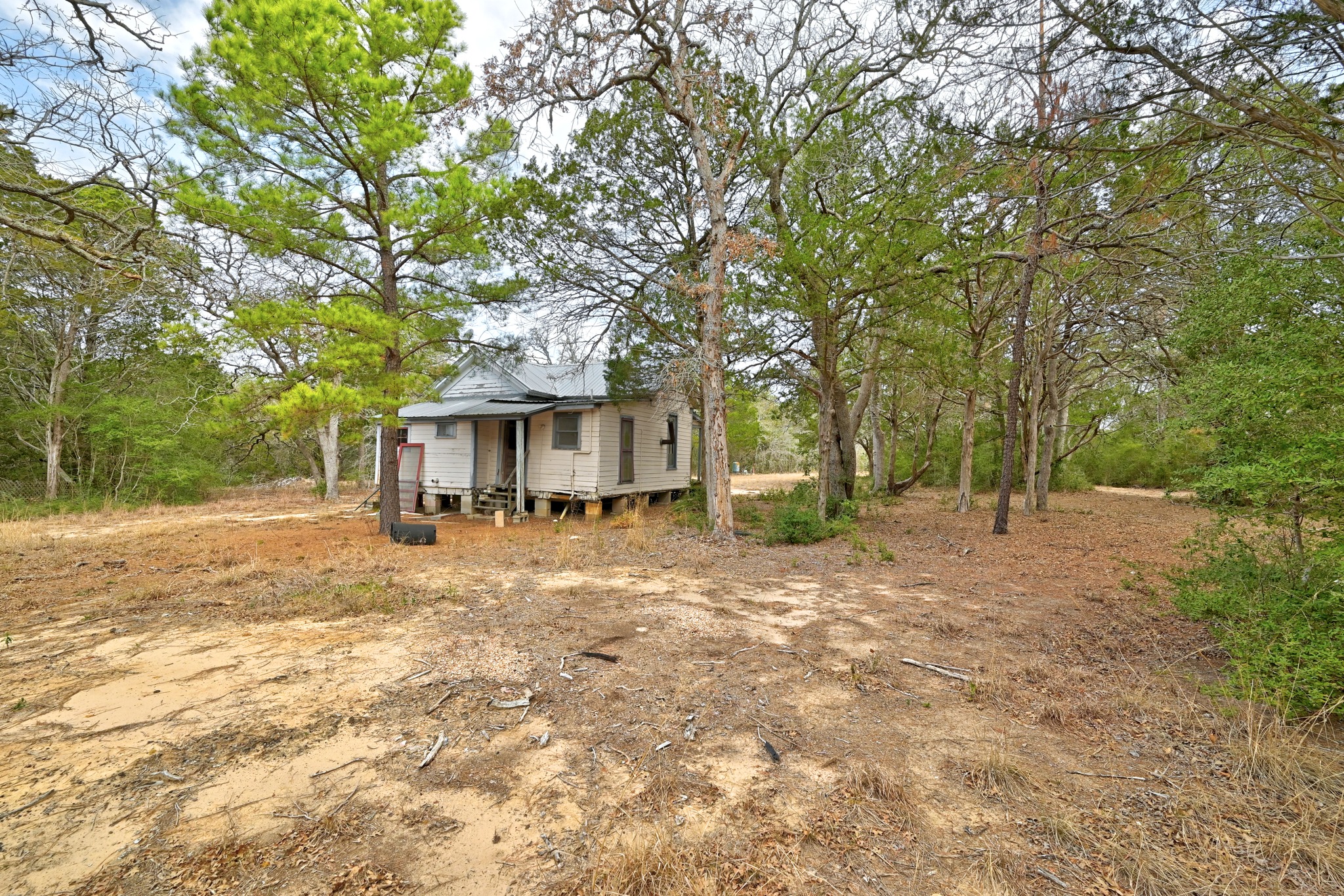 main property photo 7