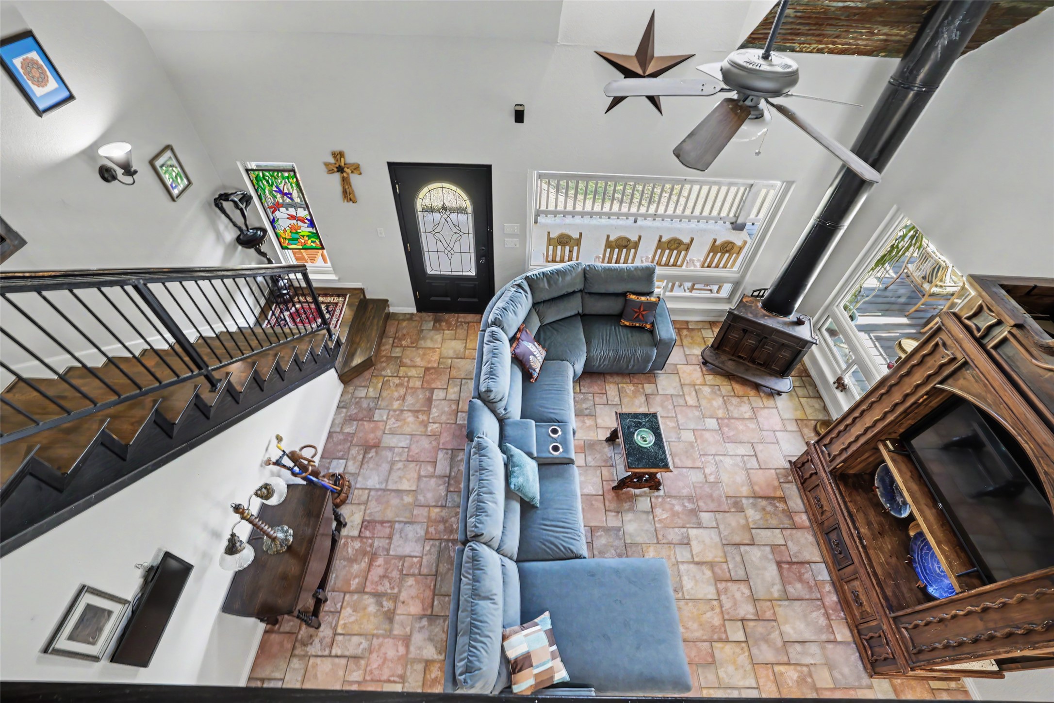 main property photo 18