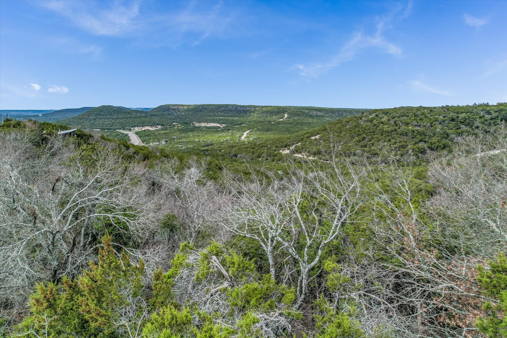 main property photo 9