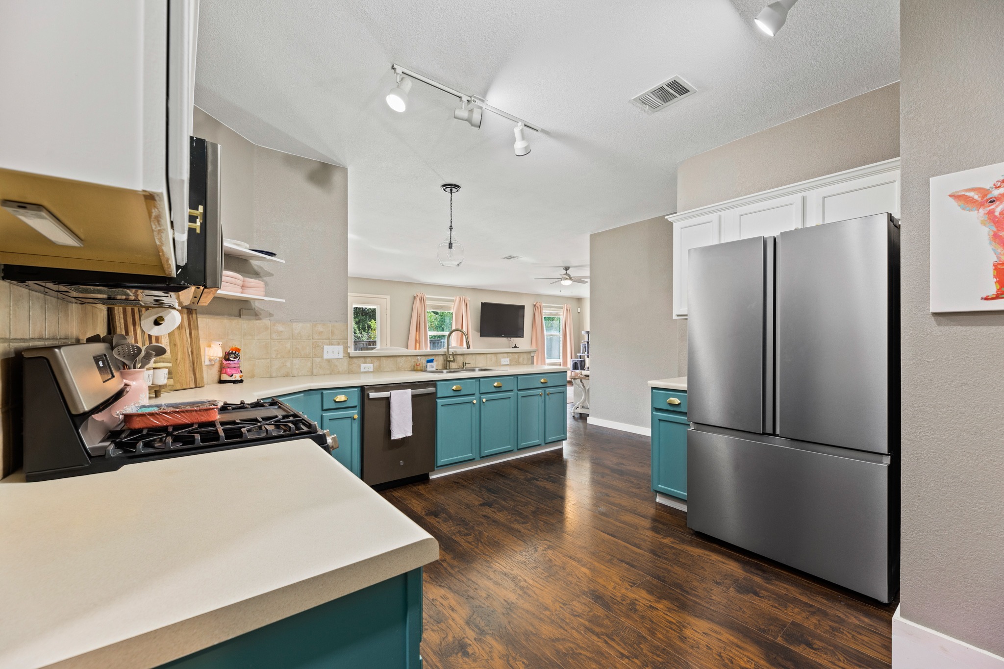 main property photo 5