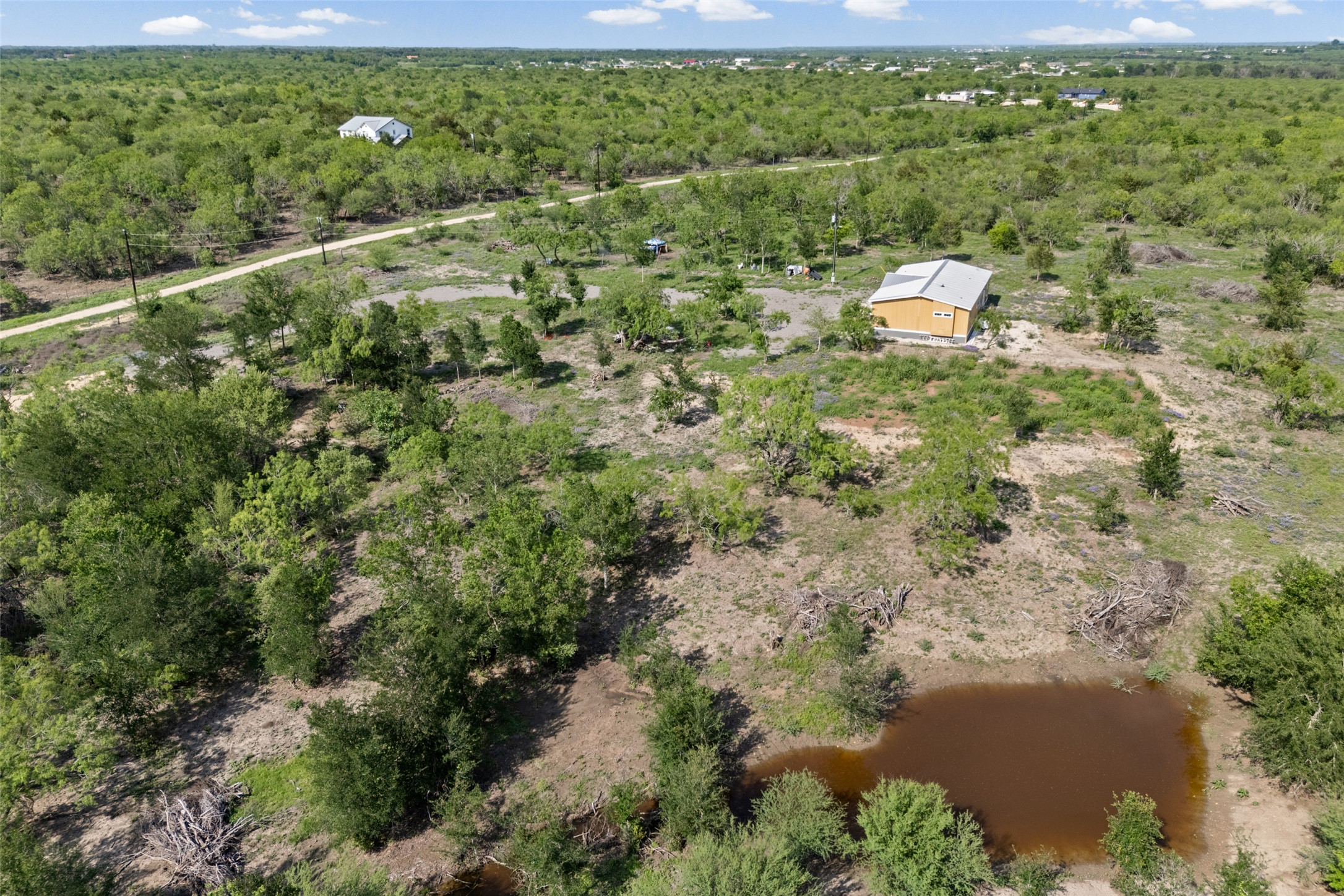 main property photo 31