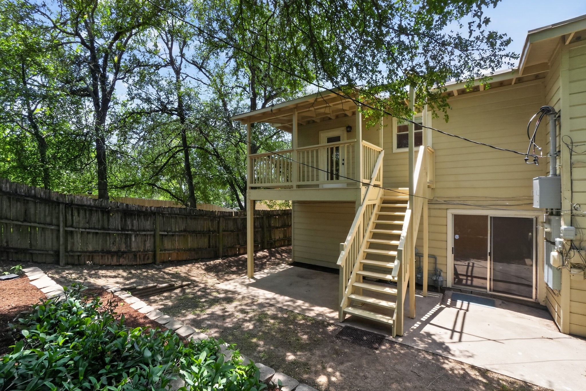 main property photo 27