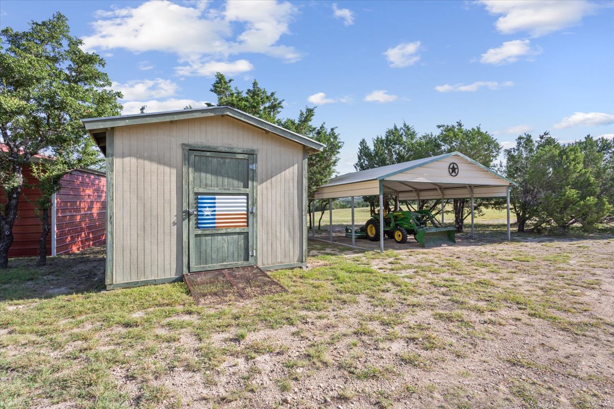 main property photo 21