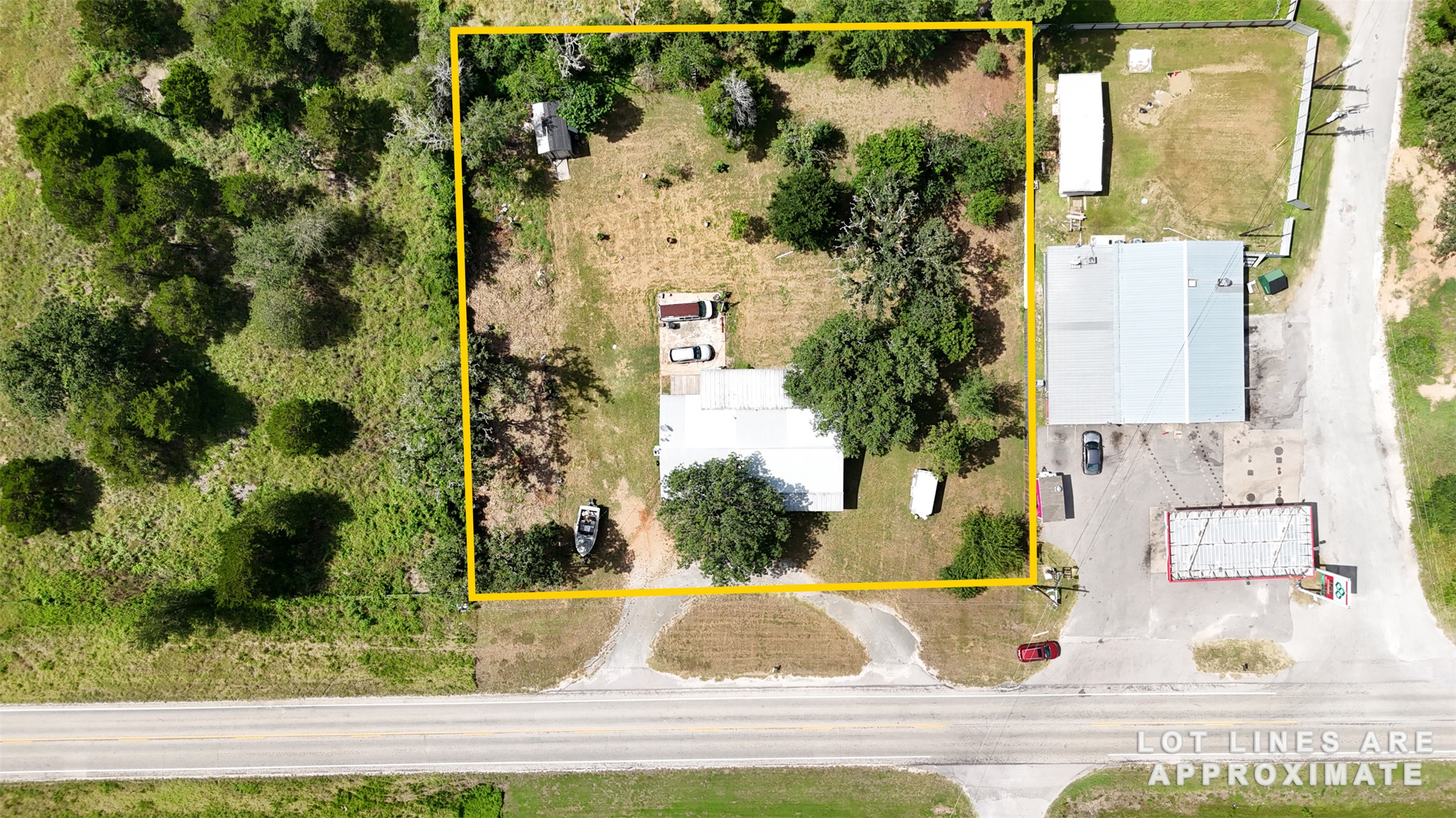 main property photo 30