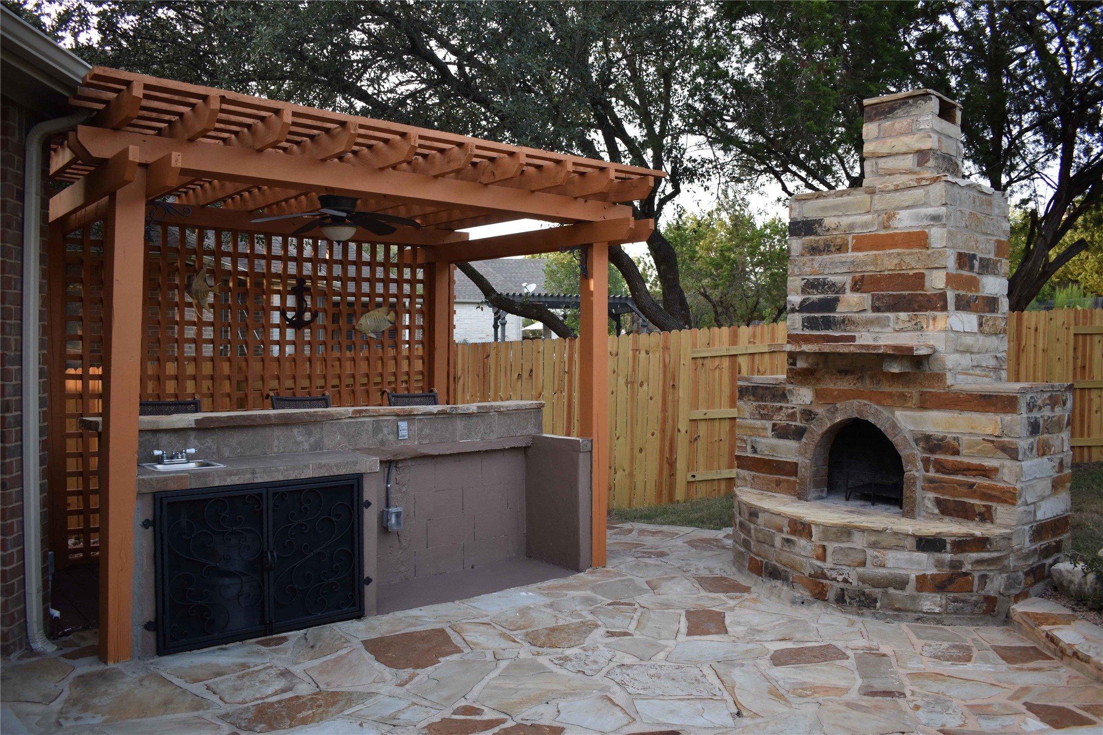main property photo 3