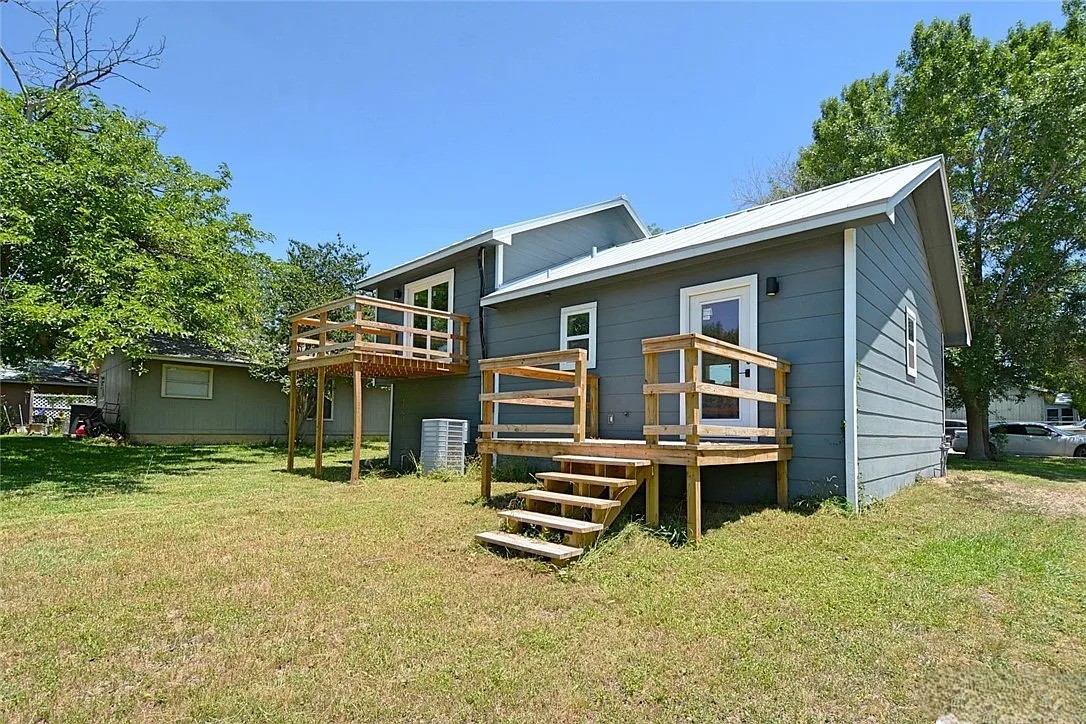 main property photo 10