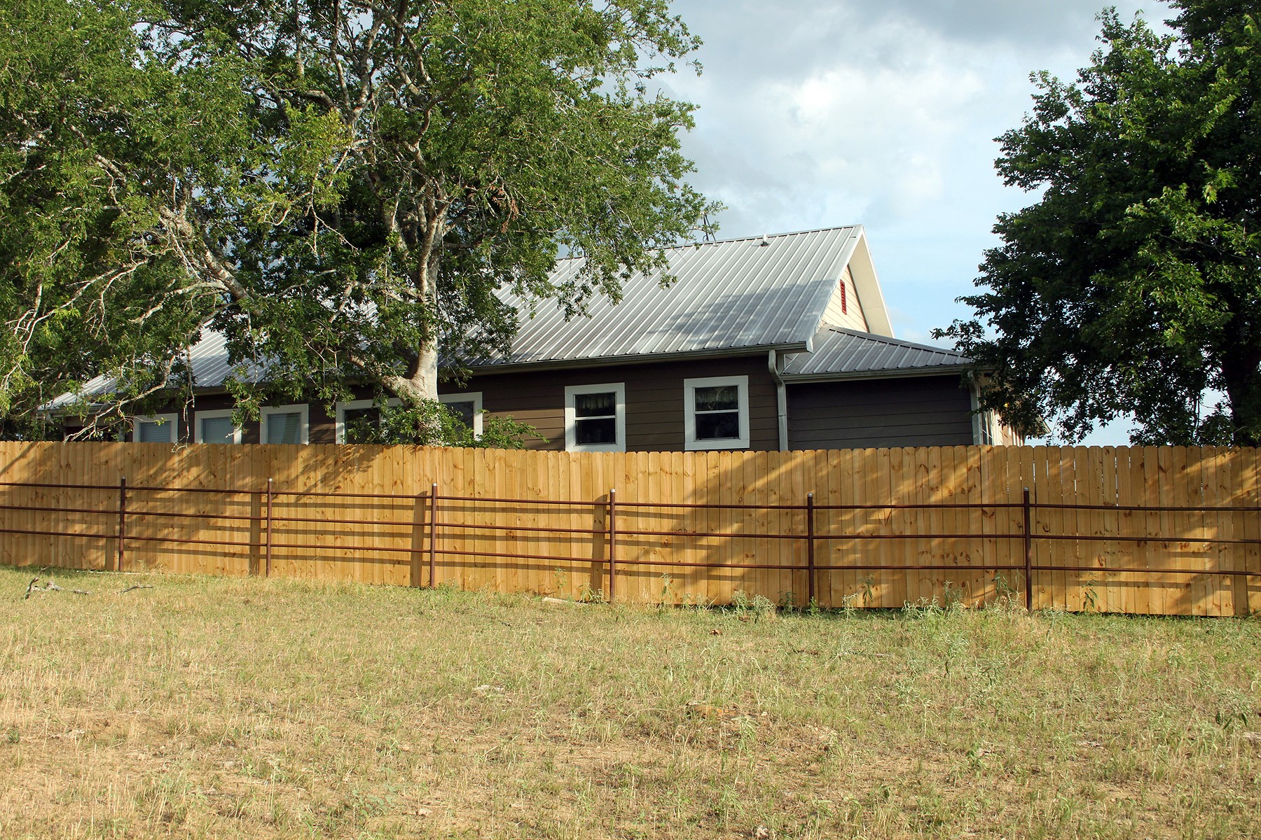 main property photo 17
