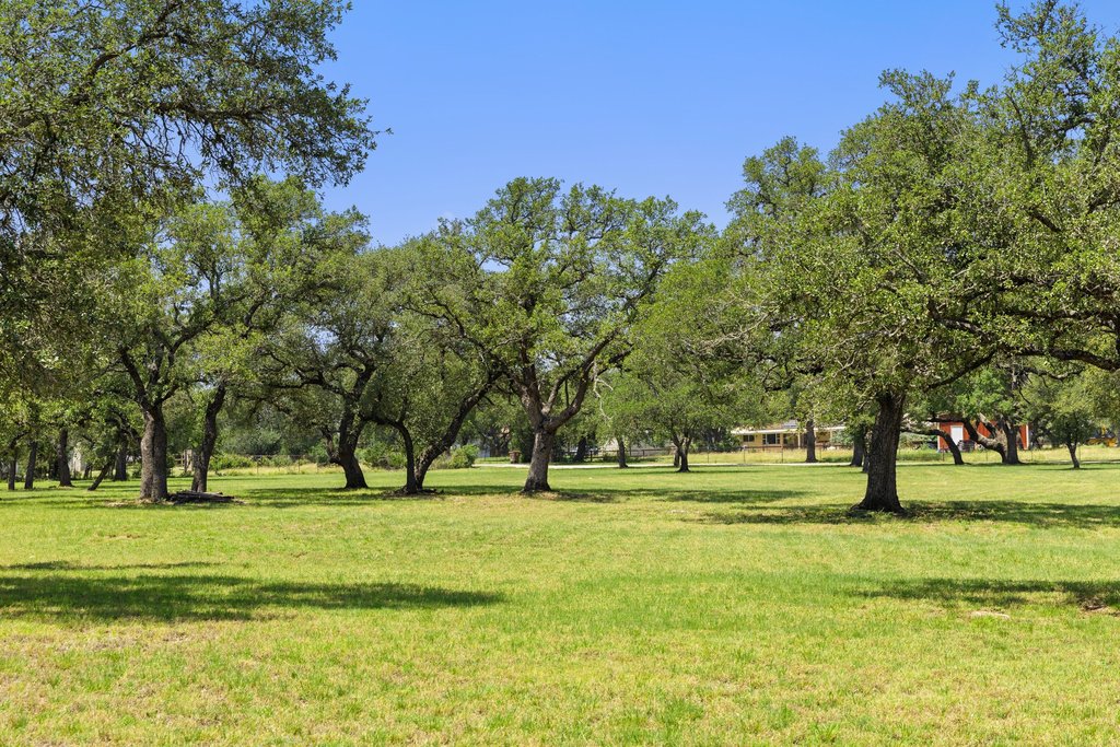main property photo 26