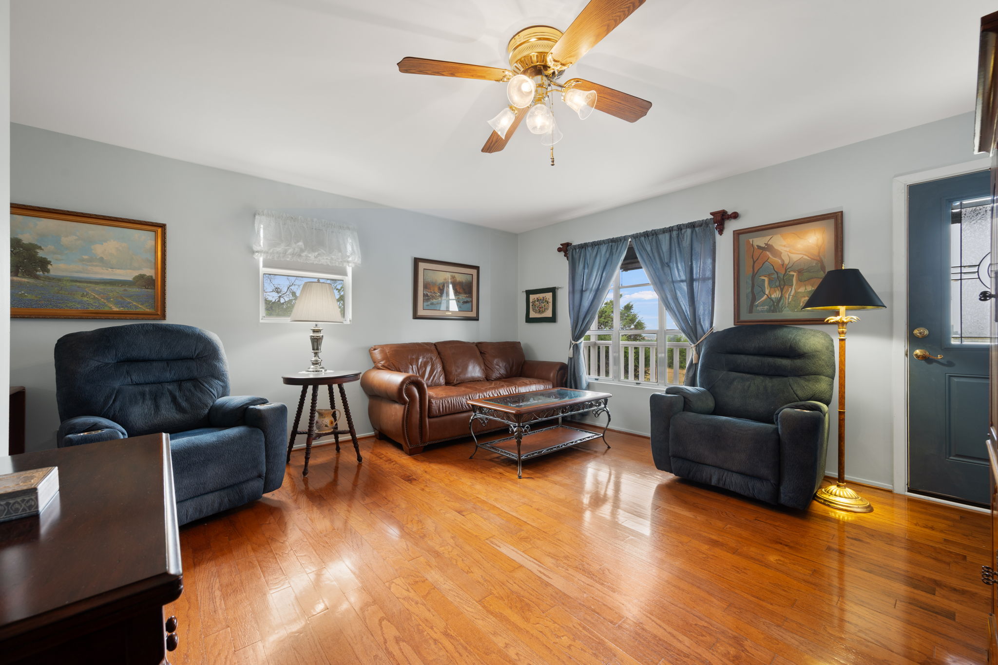 main property photo 7