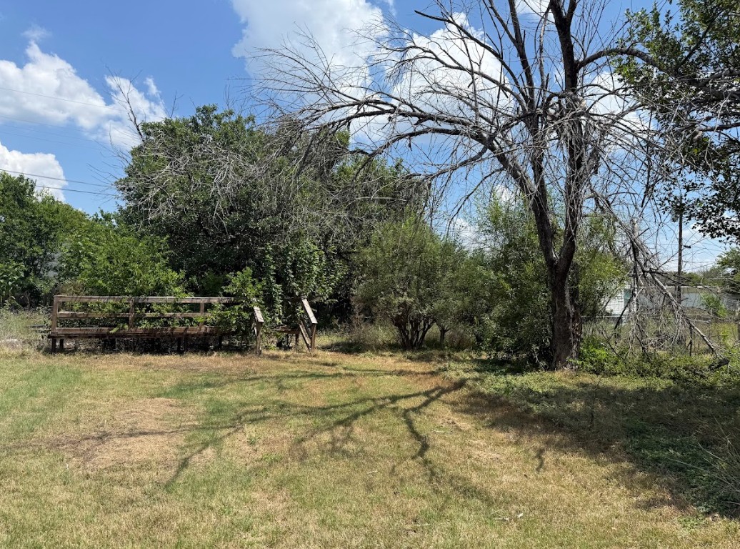 main property photo 16