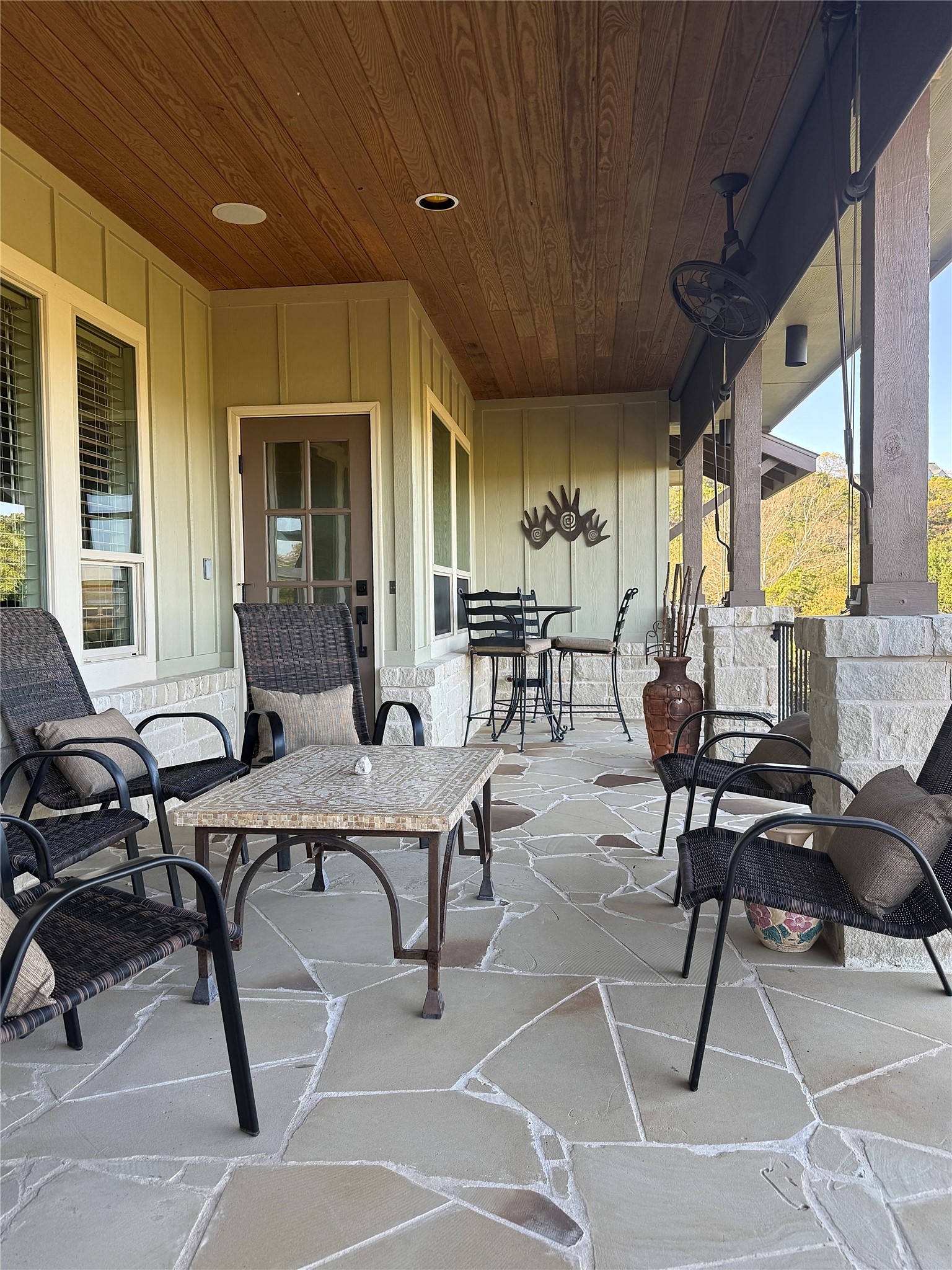 main property photo 22