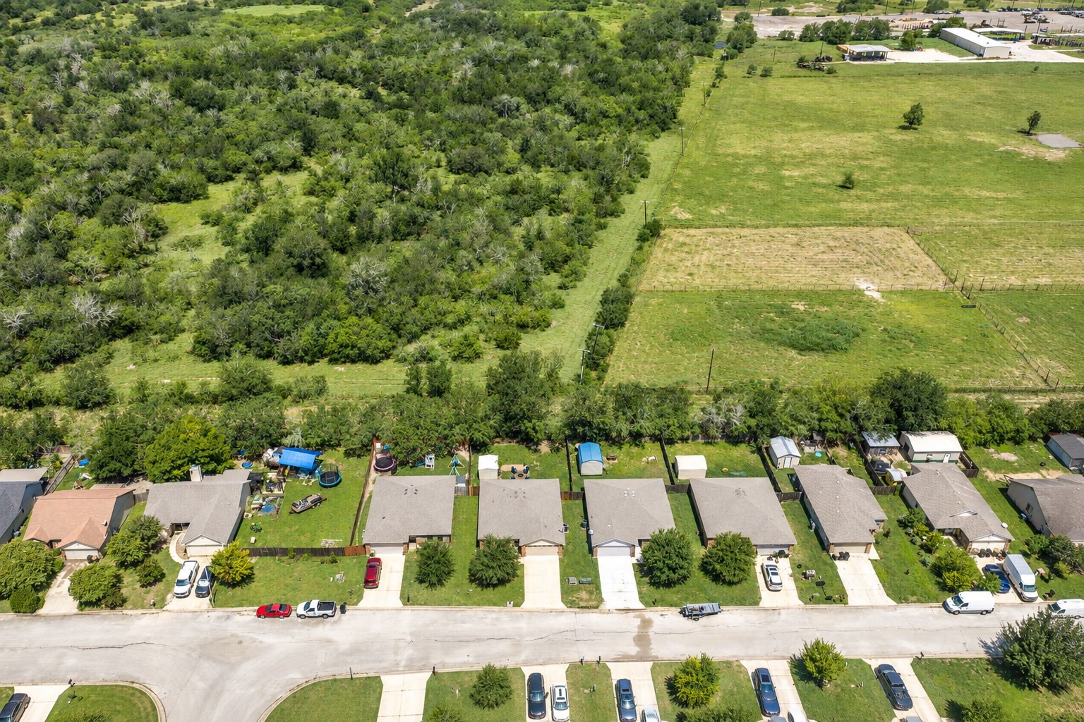 main property photo 13
