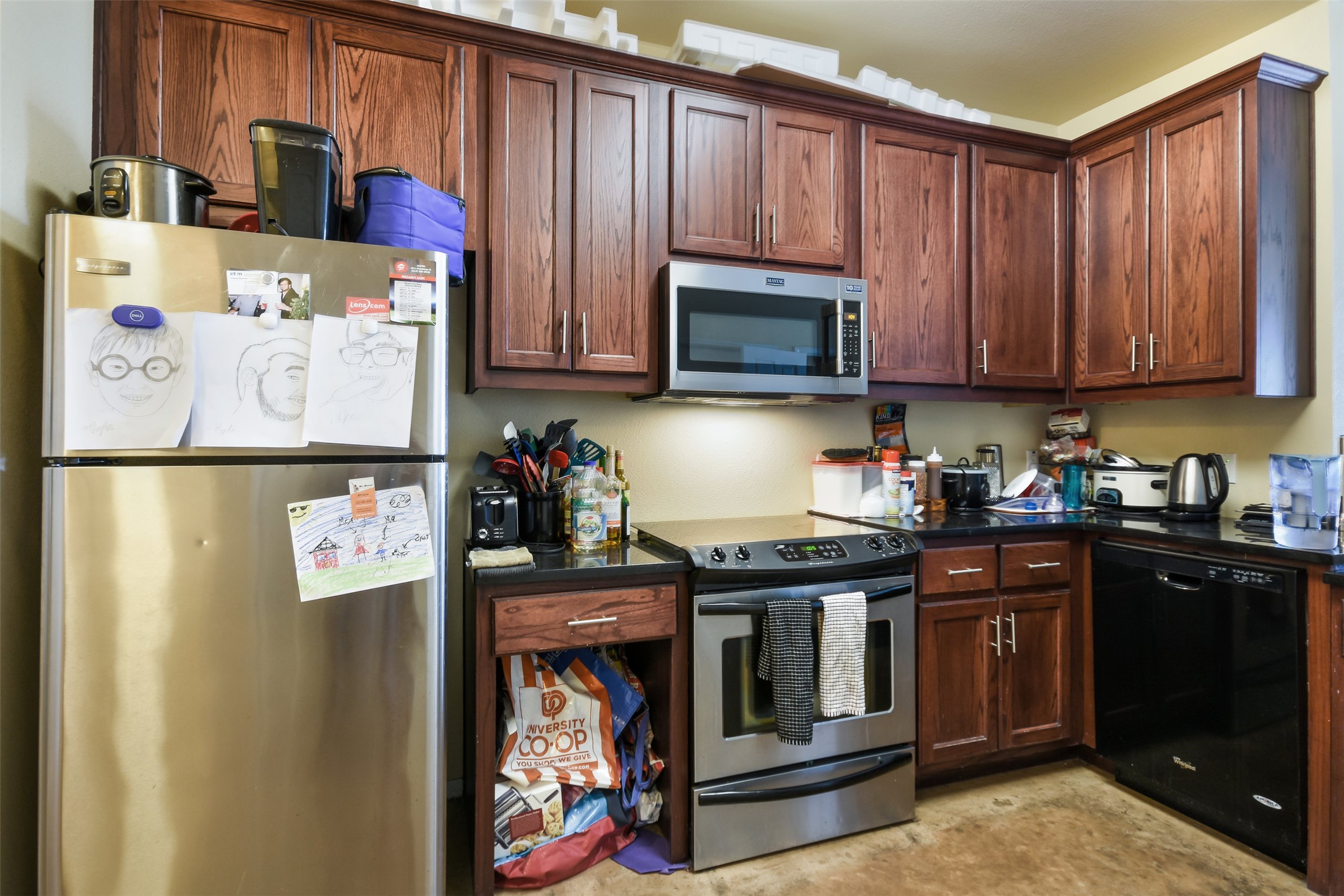main property photo 13