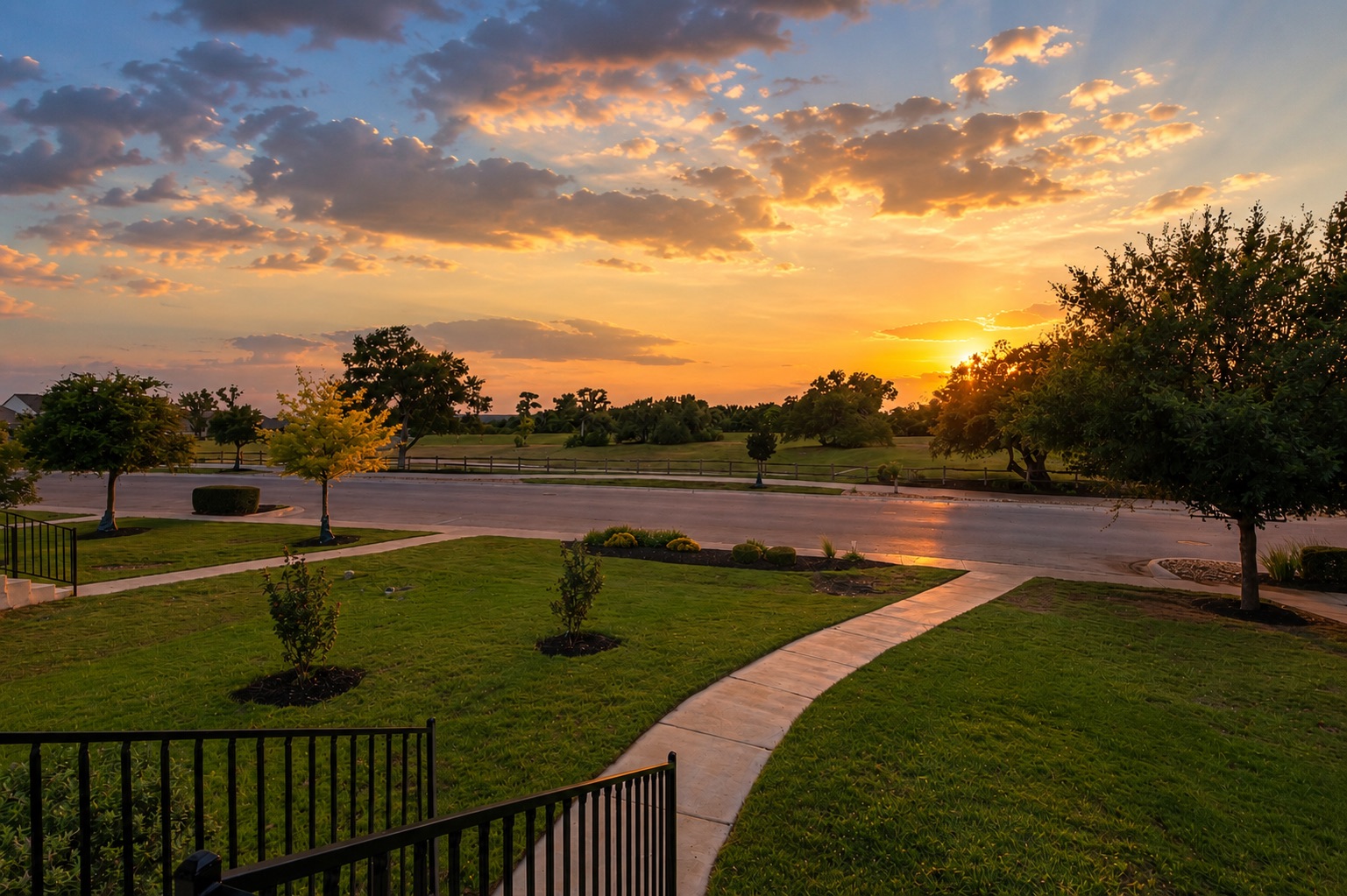 main property photo 37
