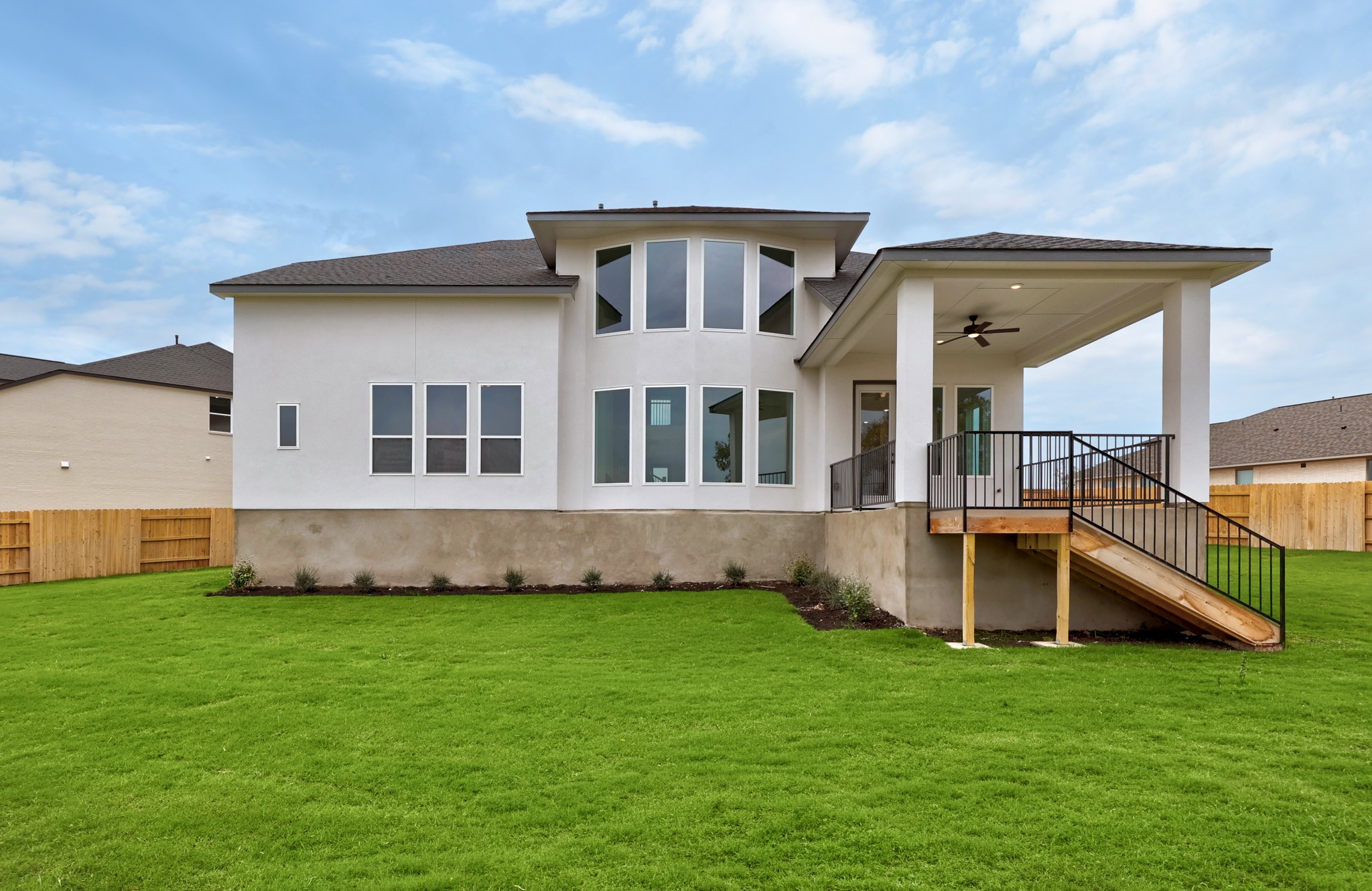 main property photo 25