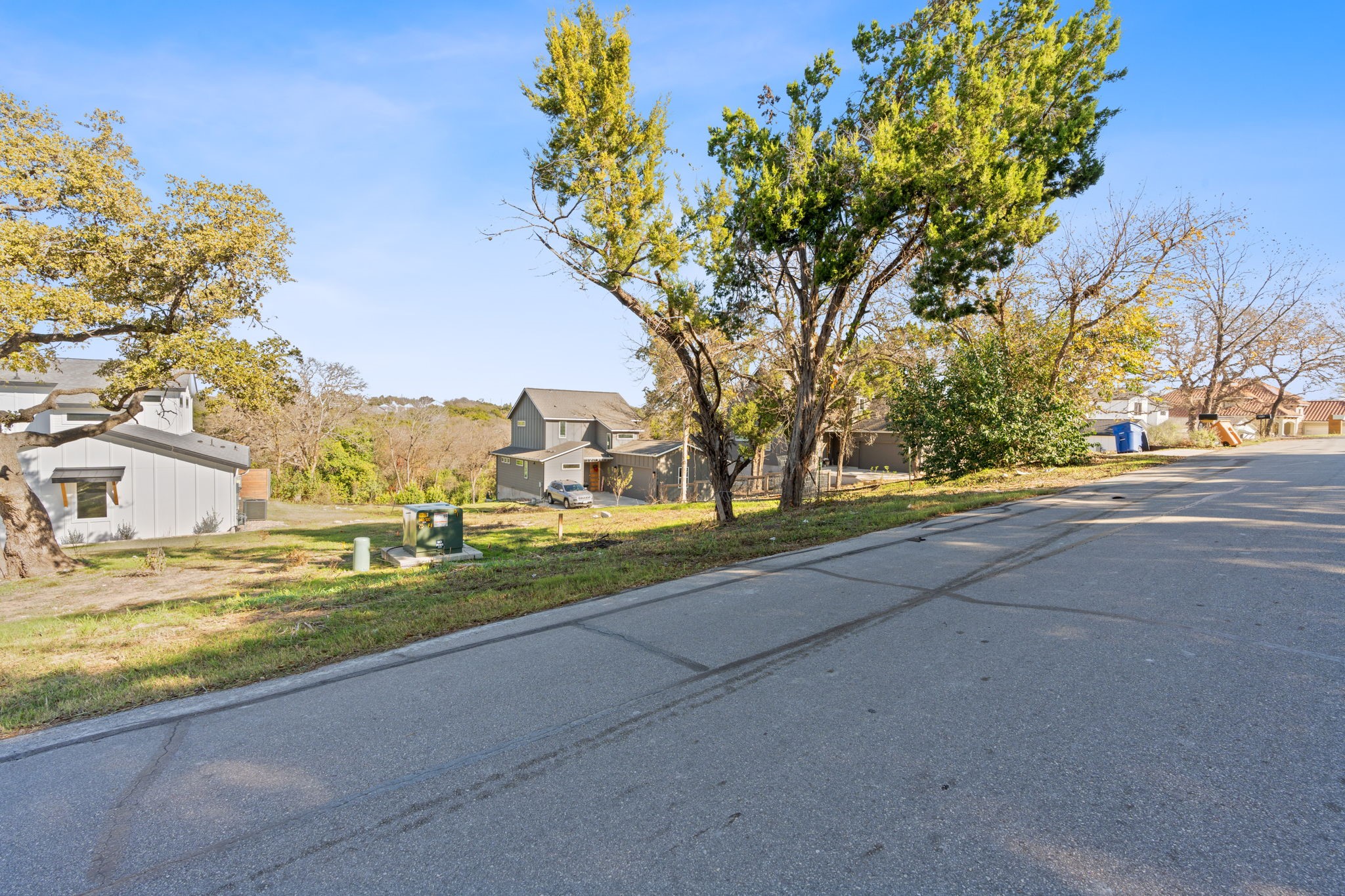 main property photo 6